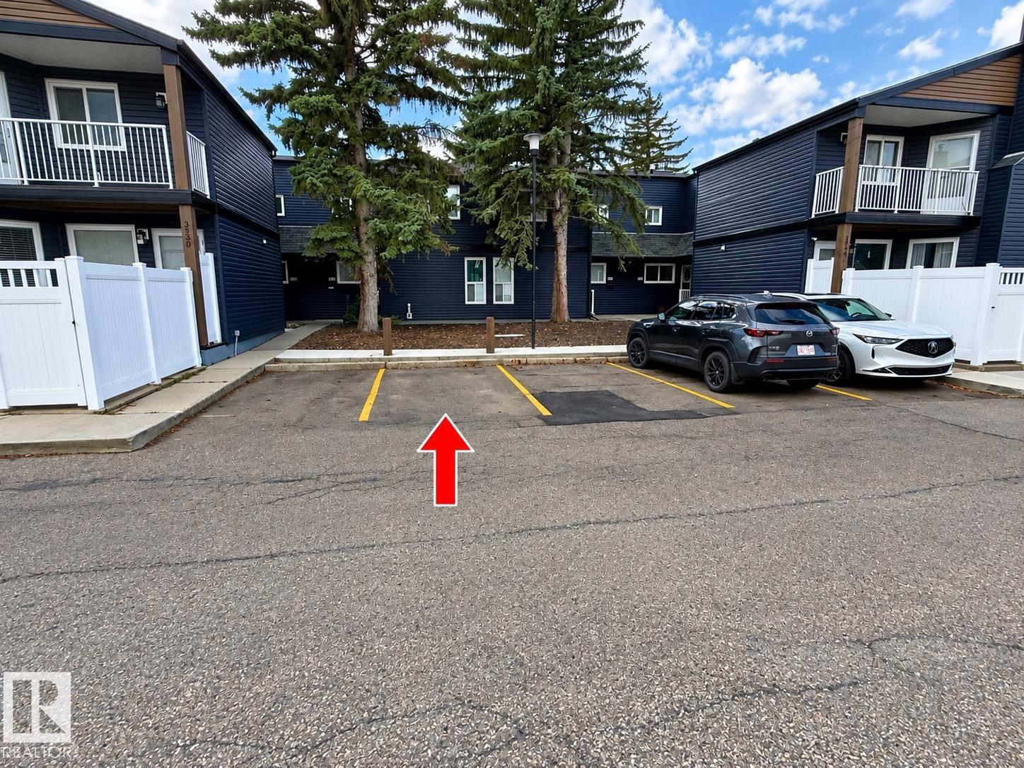 Photo 18 at 3526 42 Street NW, Minchau, Edmonton