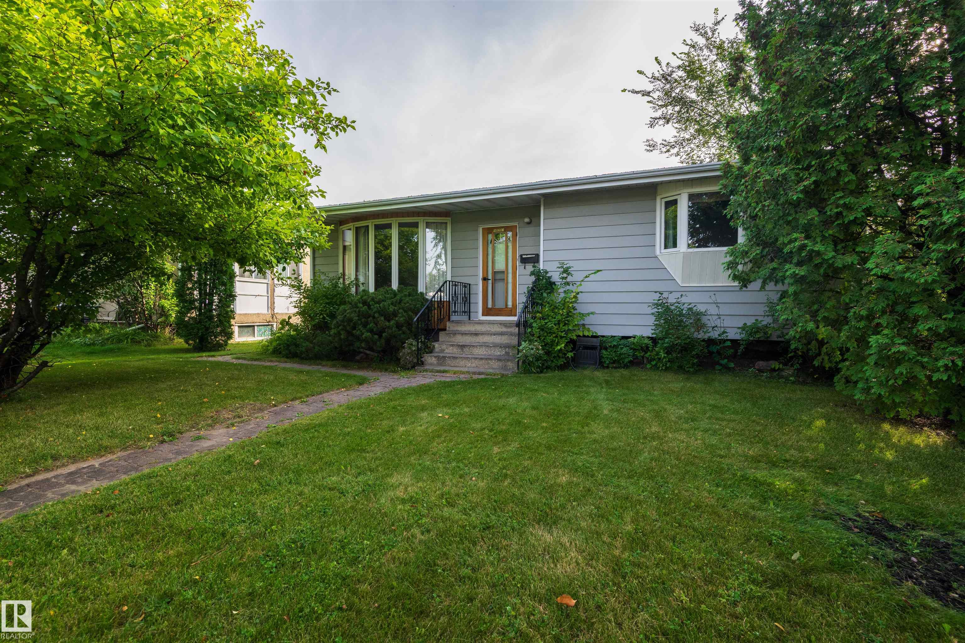 10207 71 Street NW, Terrace Heights, Edmonton 2