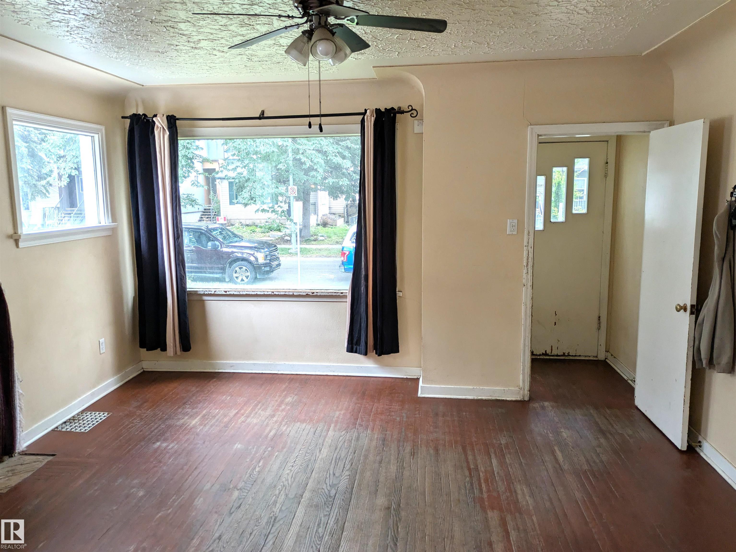 Photo 2 at 11412 85 Street NW, Parkdale, Edmonton