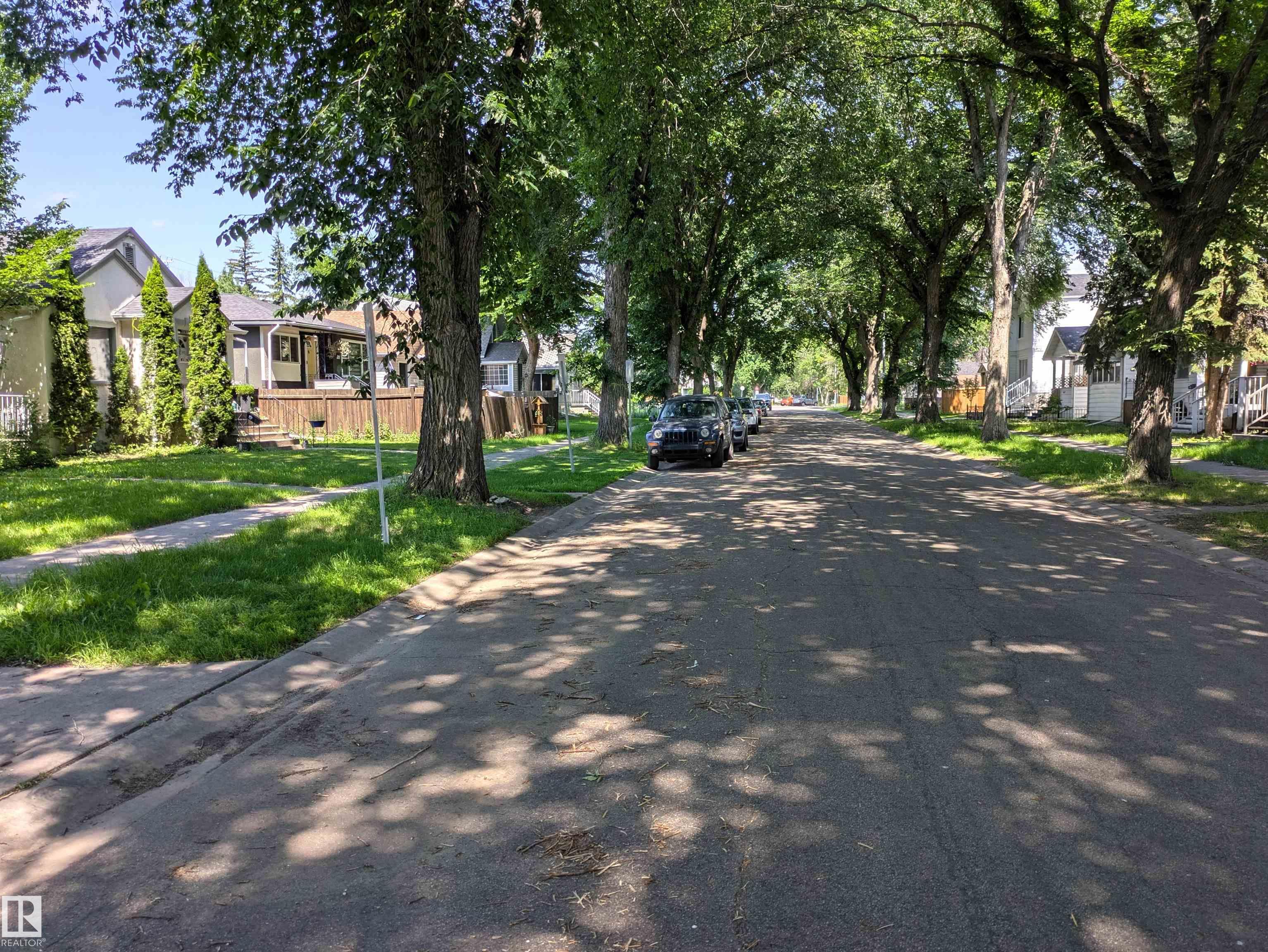 Photo 16 at 11412 85 Street NW, Parkdale, Edmonton
