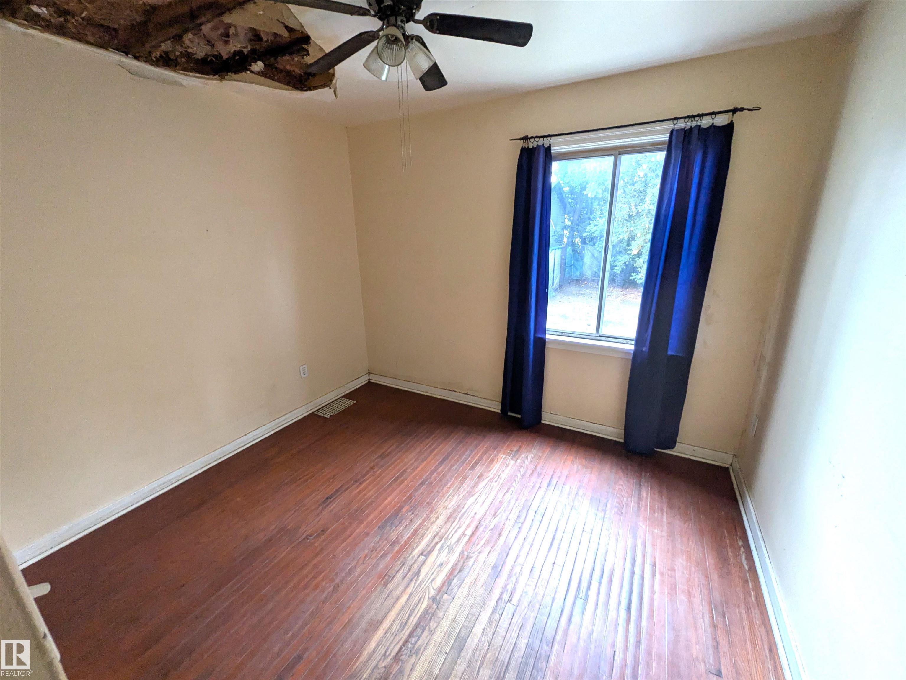 Photo 8 at 11412 85 Street NW, Parkdale, Edmonton