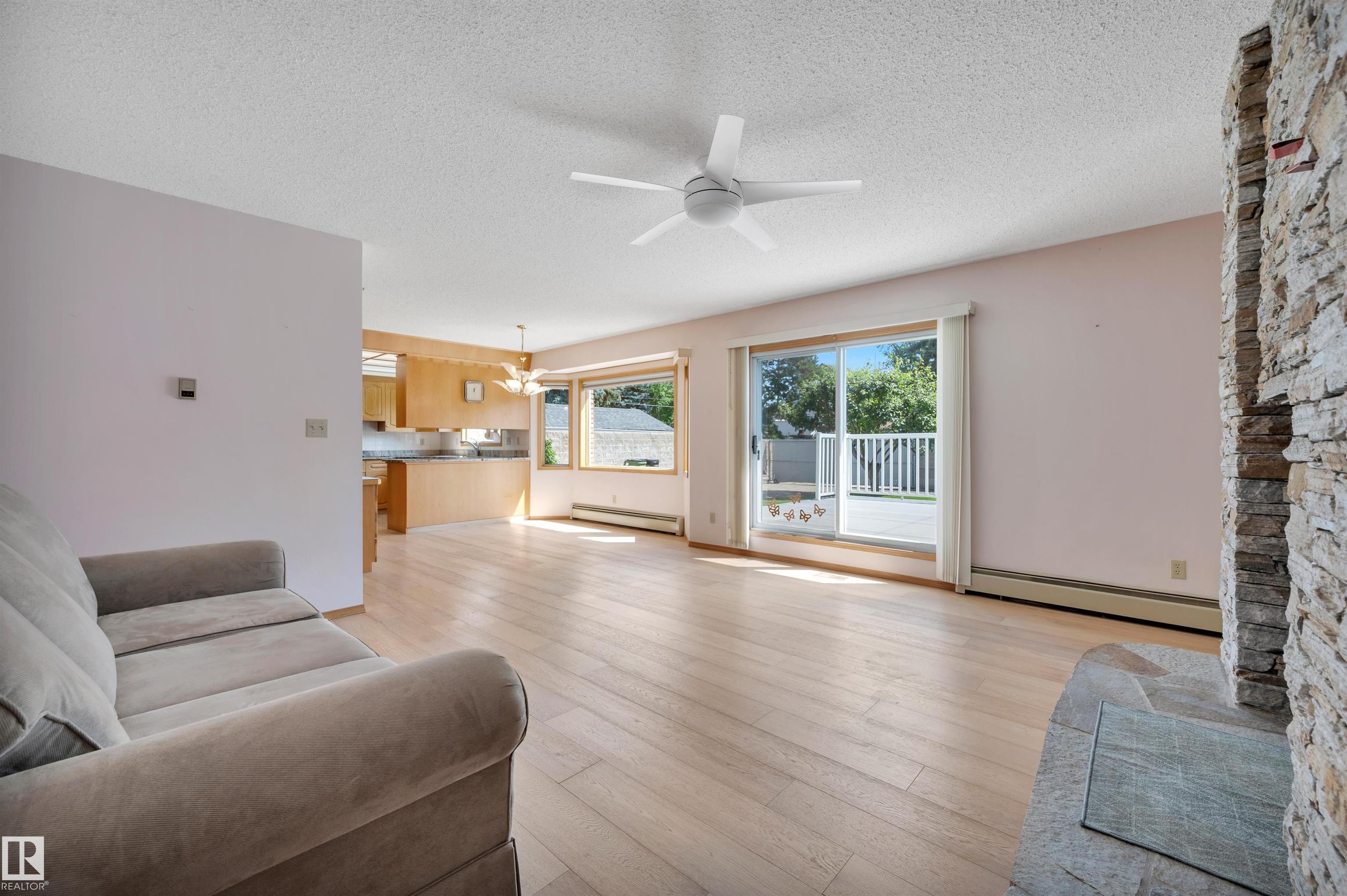 Photo 21 at 10155 74 Street NW, Terrace Heights, Edmonton