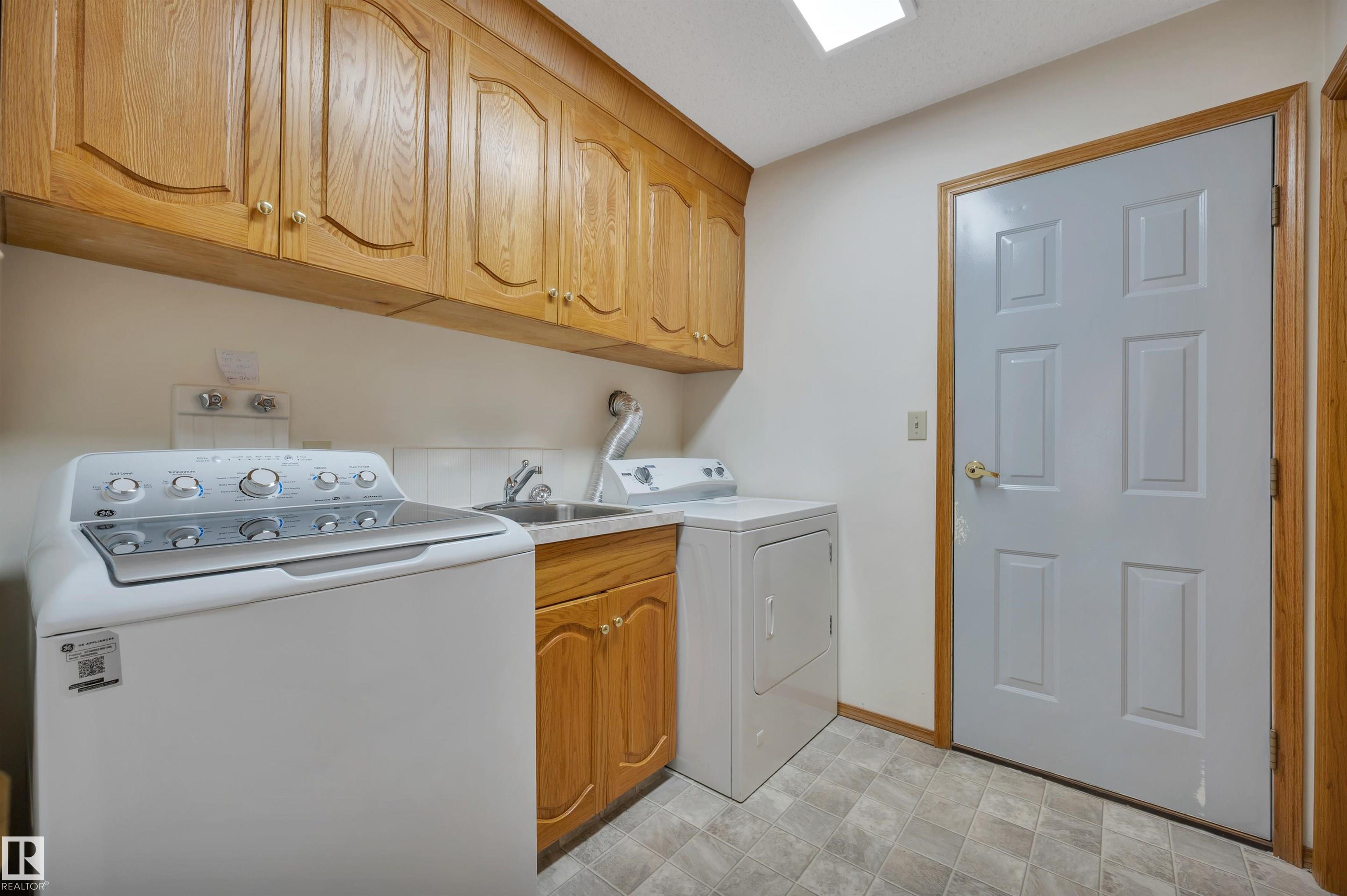 Photo 26 at 10155 74 Street NW, Terrace Heights, Edmonton