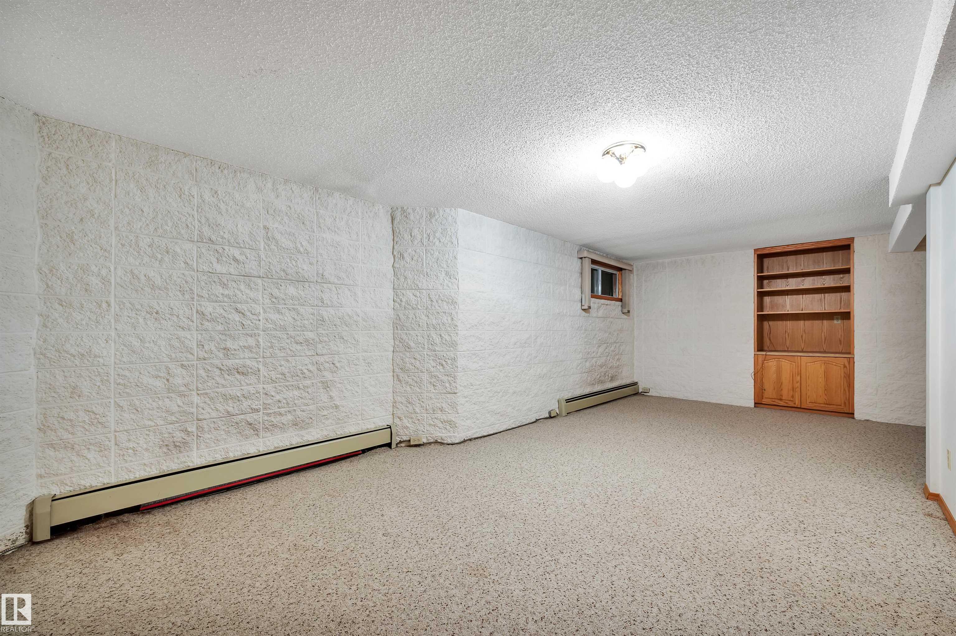 Photo 42 at 10155 74 Street NW, Terrace Heights, Edmonton