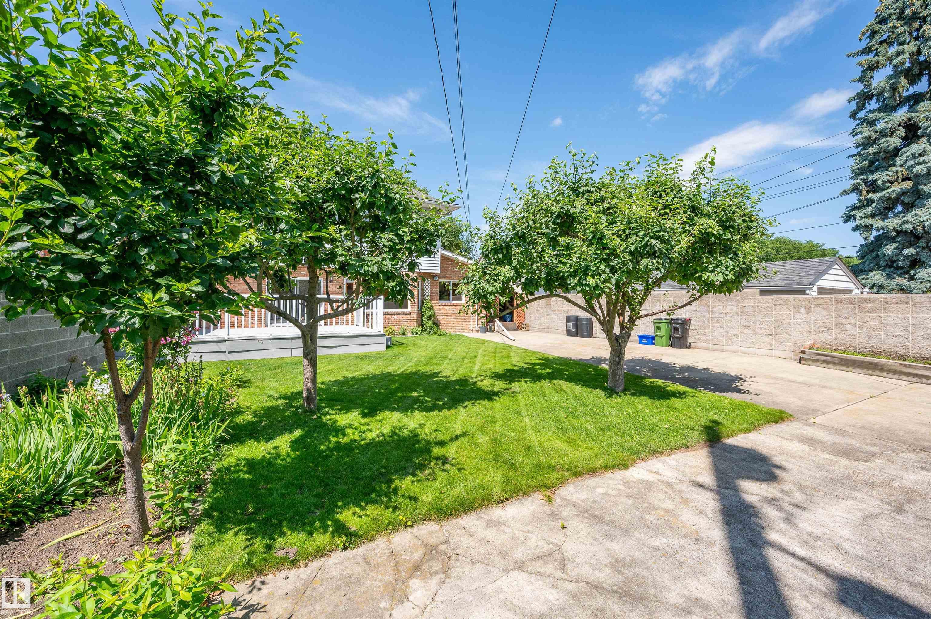 Photo 57 at 10155 74 Street NW, Terrace Heights, Edmonton