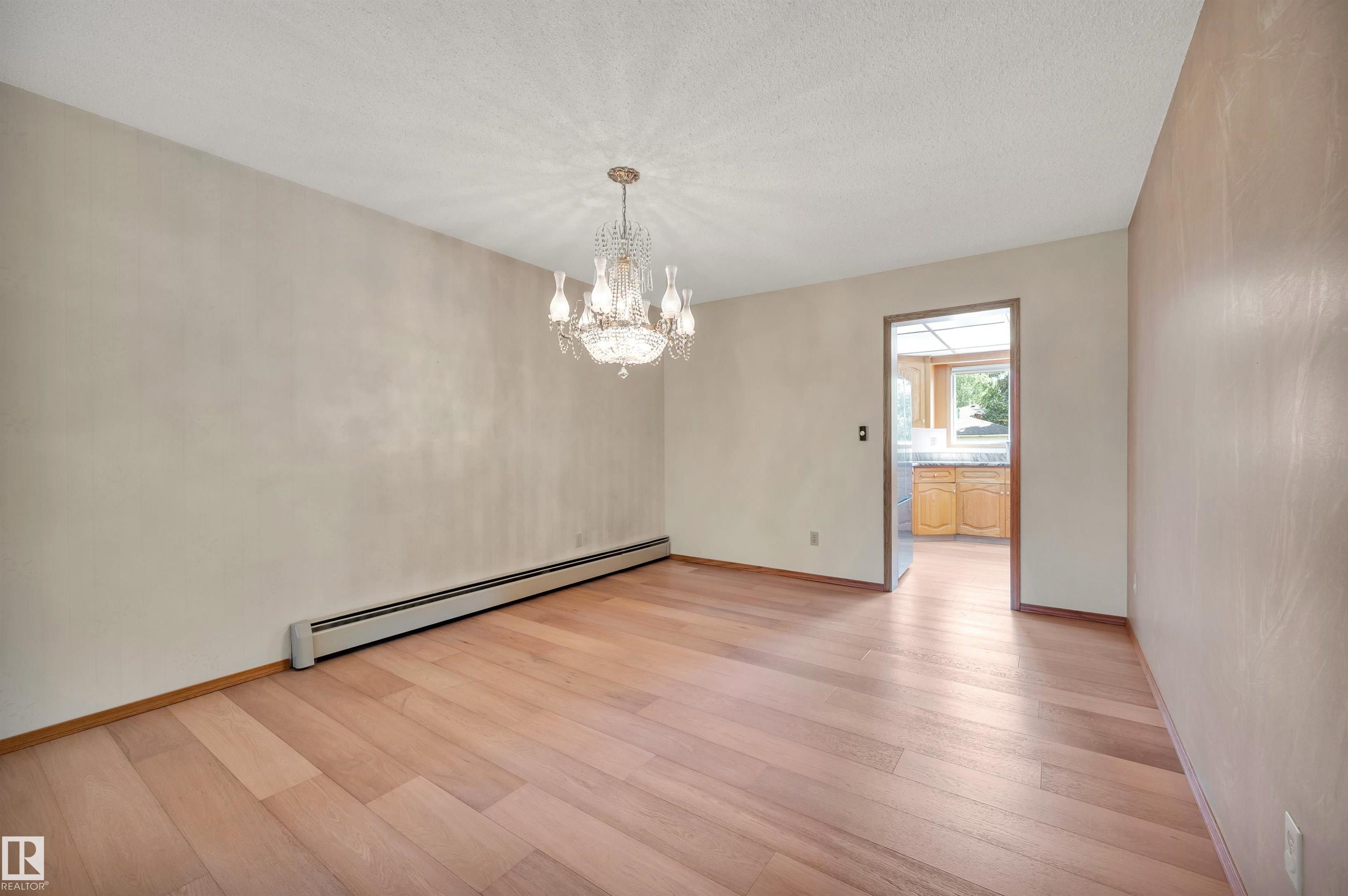Photo 9 at 10155 74 Street NW, Terrace Heights, Edmonton