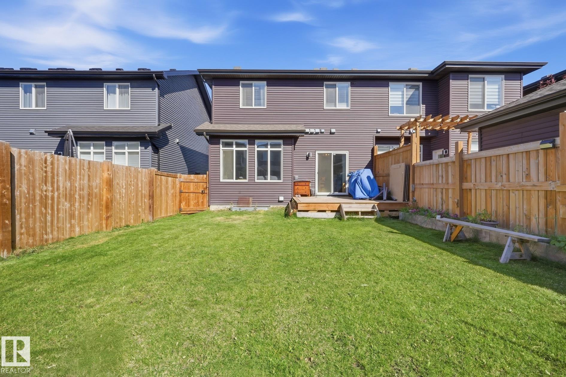 Listing photo thumbnail