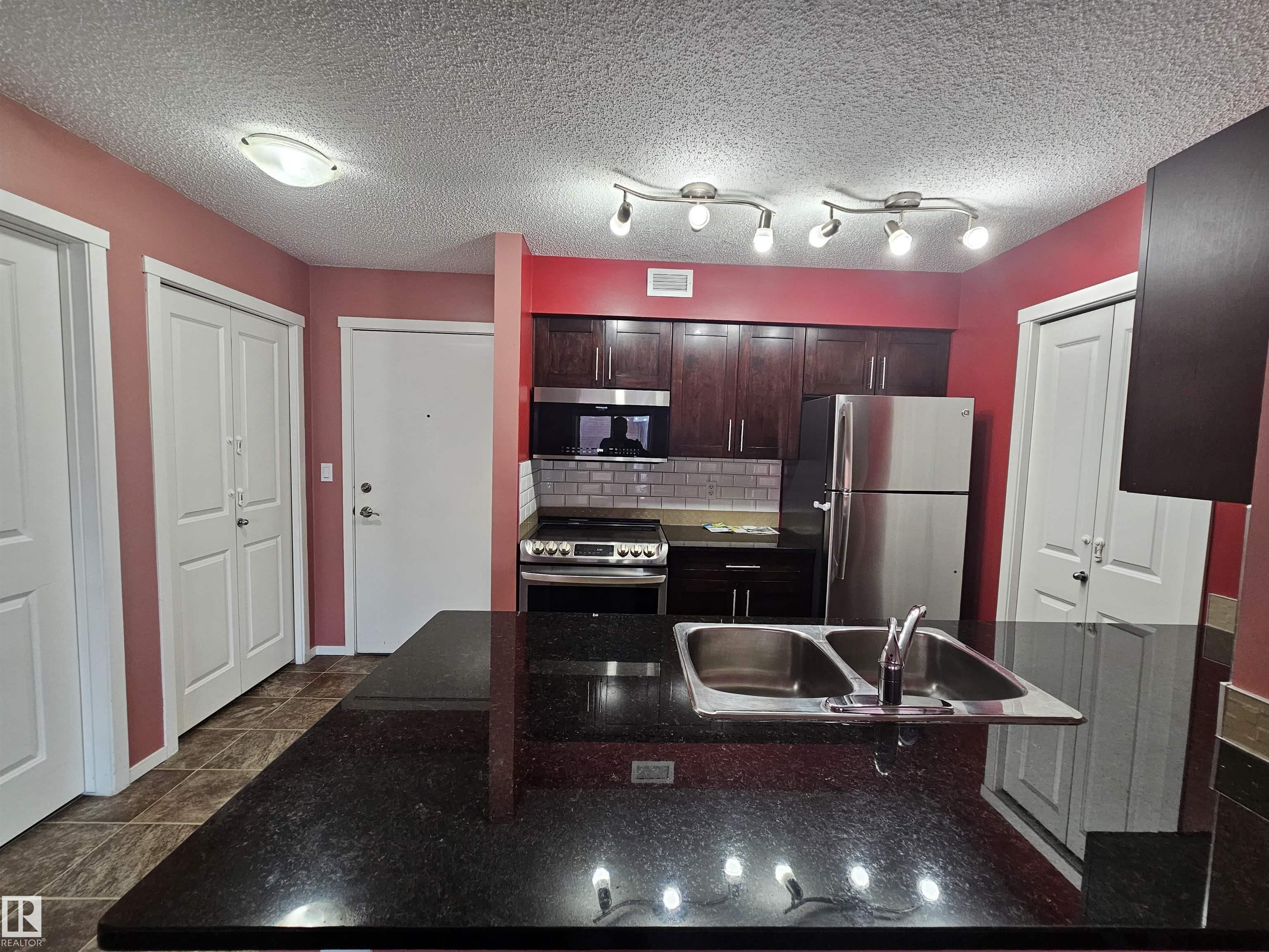 Photo 15 at 421 - 5816 Mullen Place NW, MacTaggart, Edmonton