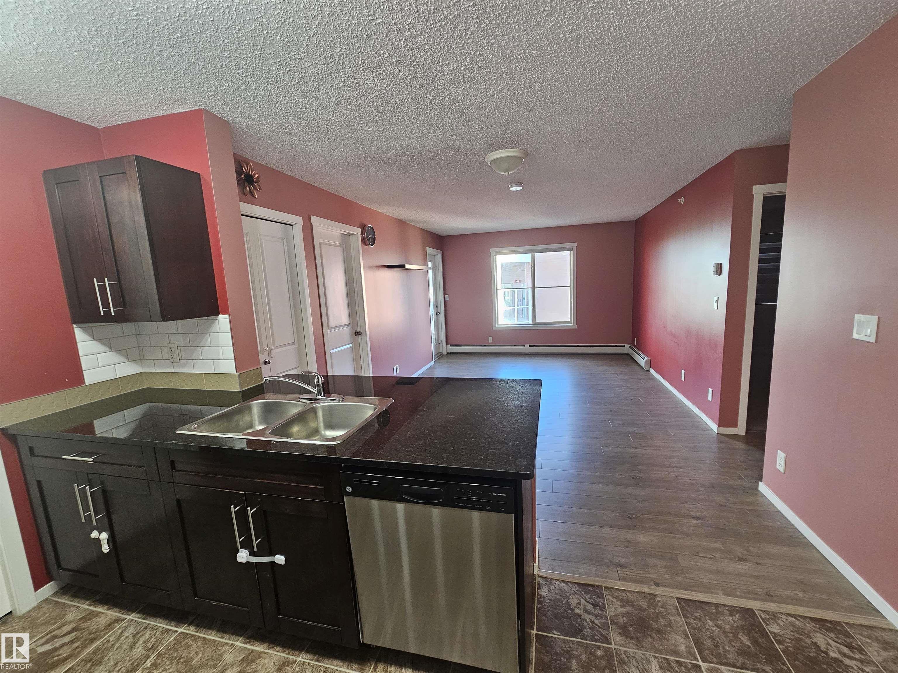Photo 5 at 421 - 5816 Mullen Place NW, MacTaggart, Edmonton