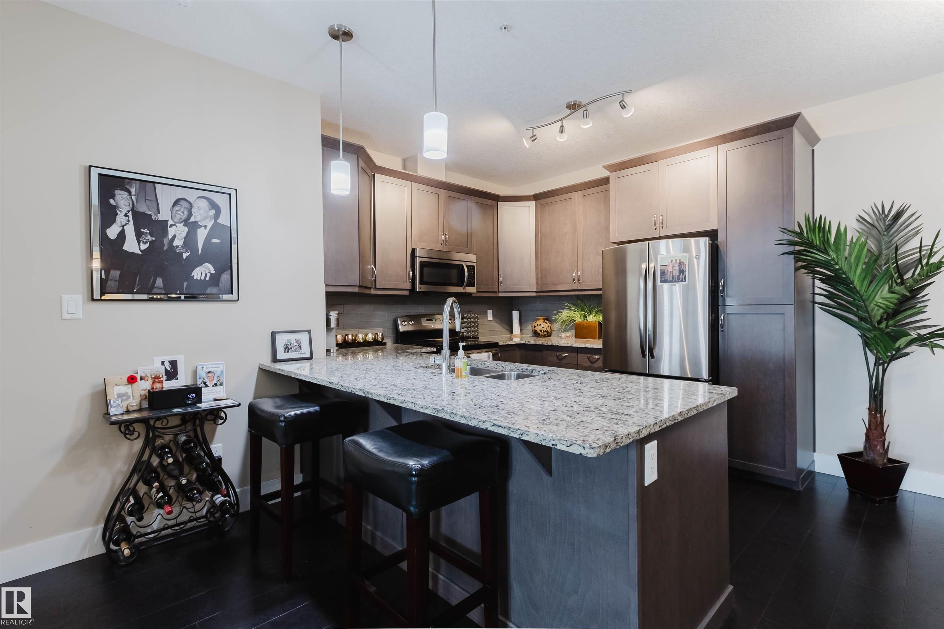 Photo 7 at 142 - 6079 Maynard Way NW, MacTaggart, Edmonton