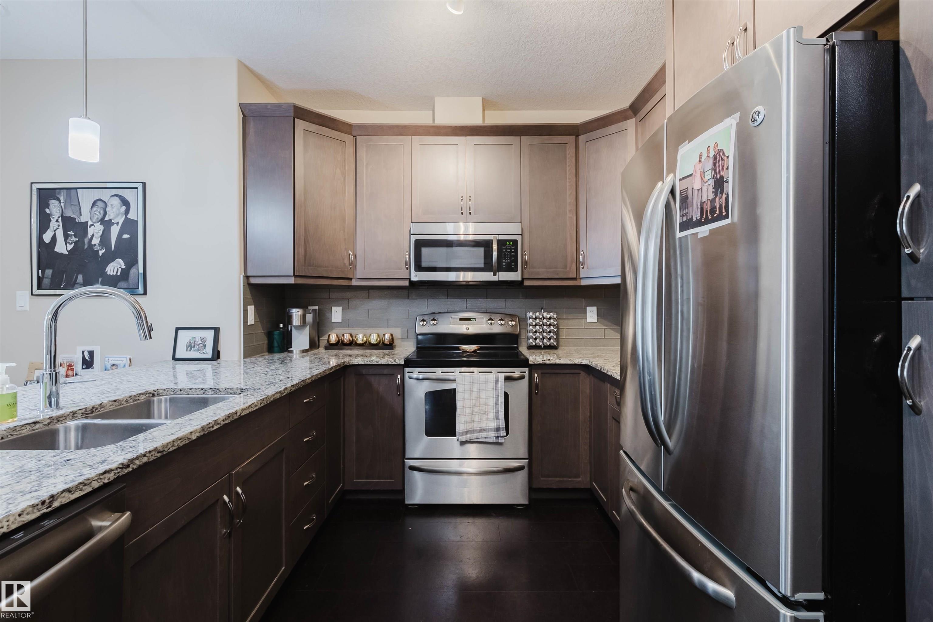 Photo 9 at 142 - 6079 Maynard Way NW, MacTaggart, Edmonton