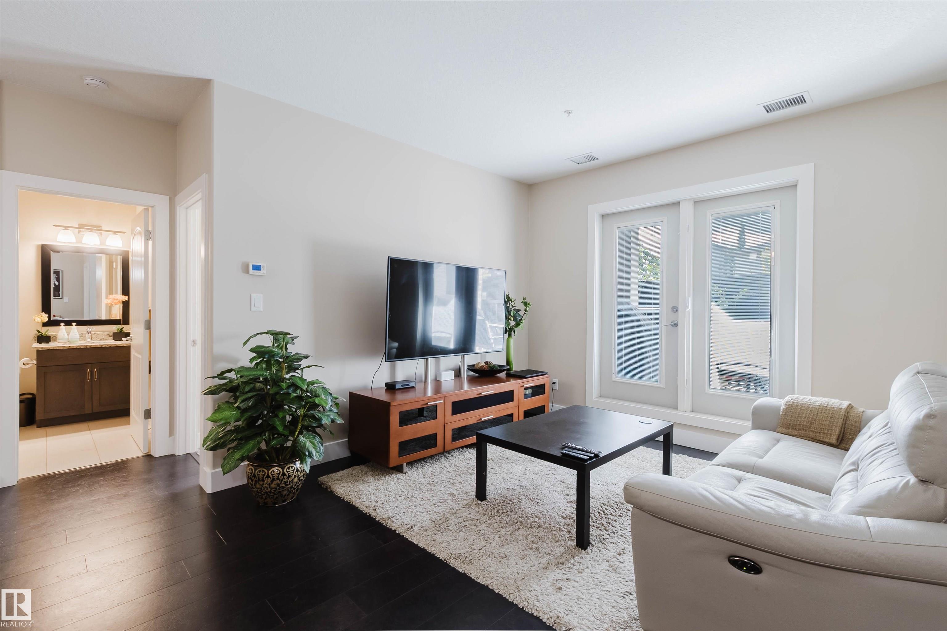 Photo 10 at 142 - 6079 Maynard Way NW, MacTaggart, Edmonton