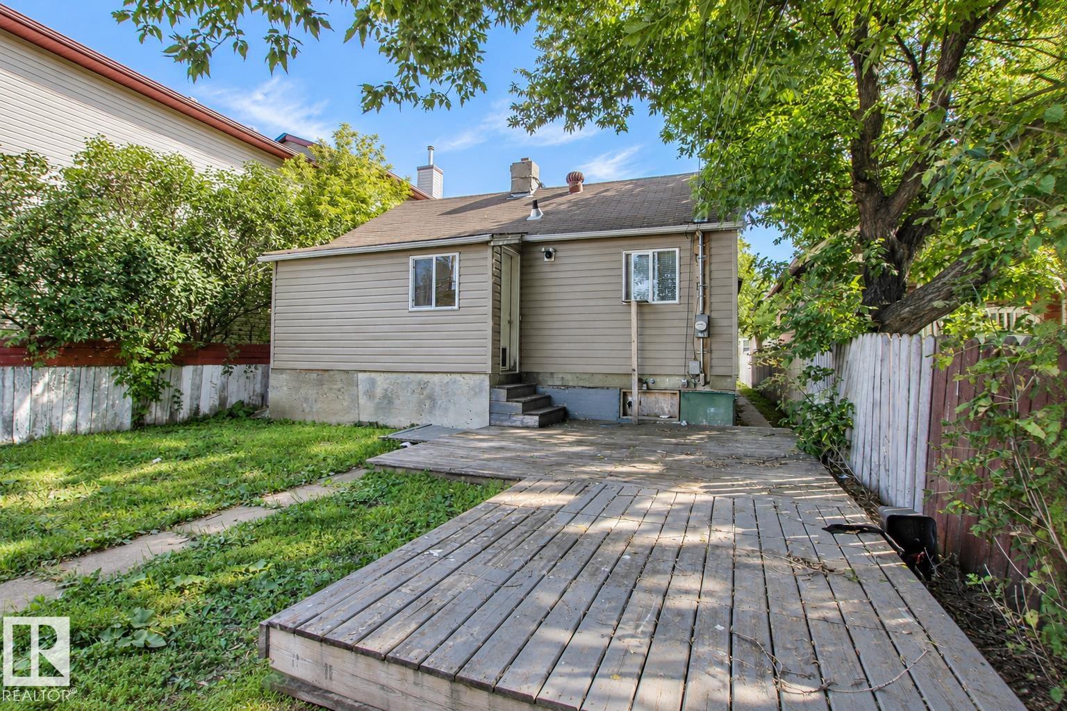 Listing photo thumbnail