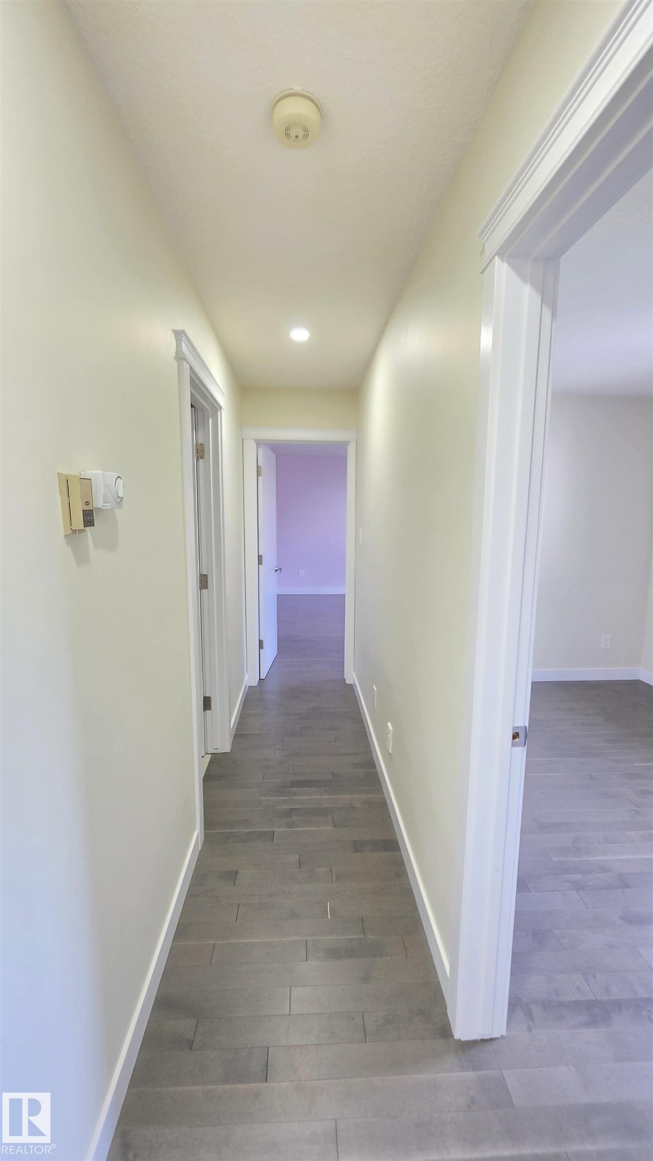 Photo 9 at 9426 150 Street NW, Sherwood, Edmonton