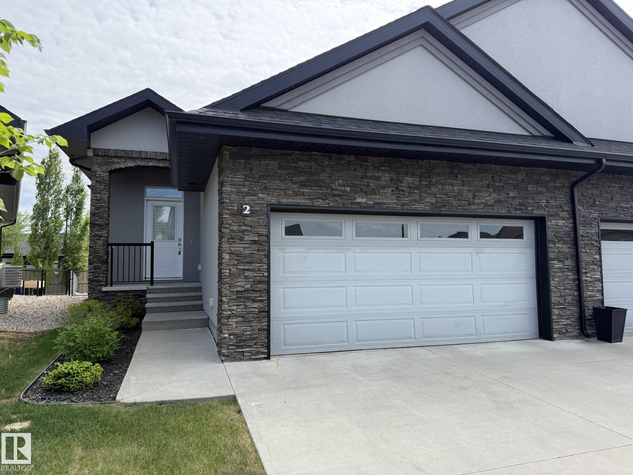 2 - 104 Allard Link SW, Allard, Edmonton photo number 2