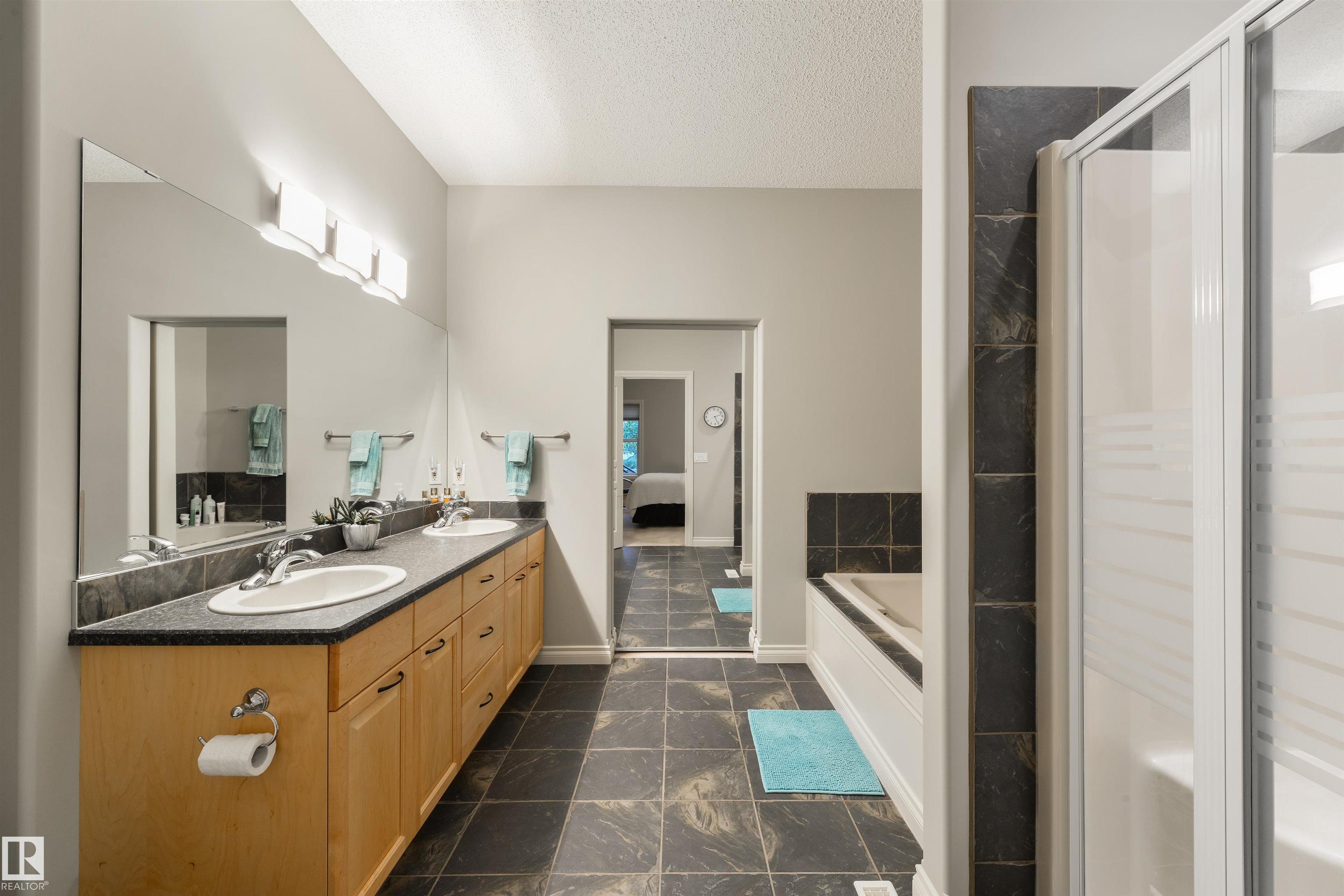 Photo 14 at 16 Longview Close, Linkside, Spruce Grove