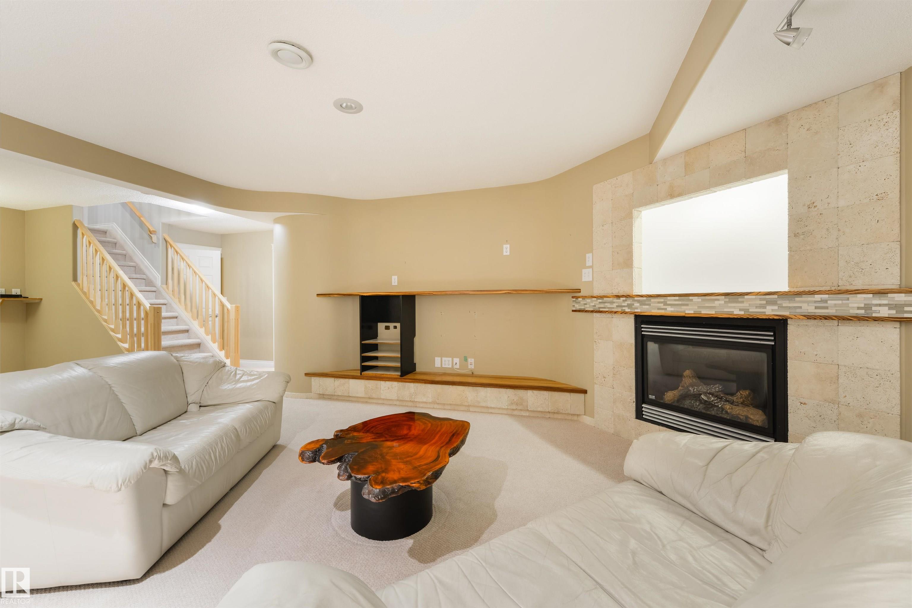 Photo 24 at 16 Longview Close, Linkside, Spruce Grove