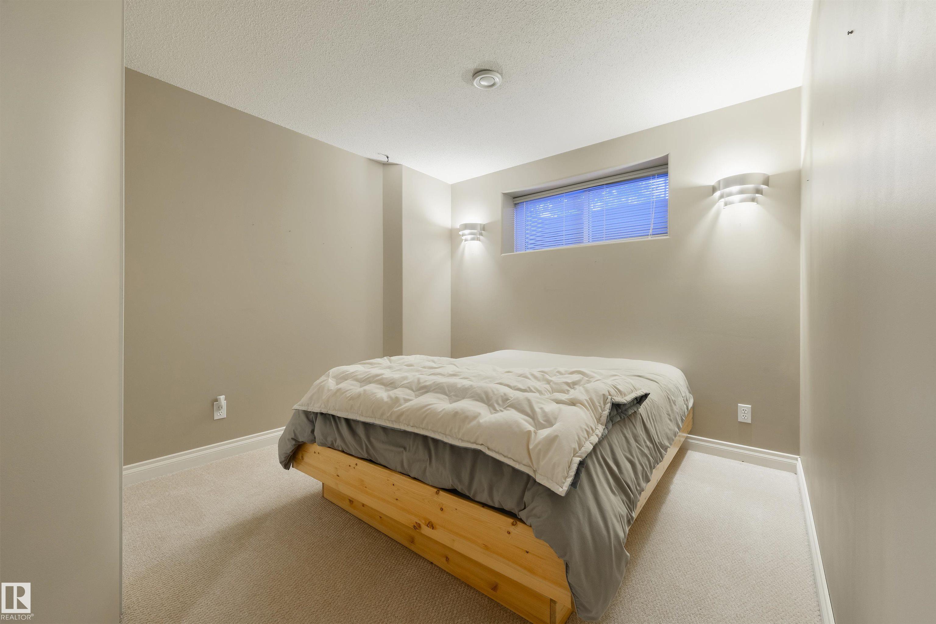 Photo 26 at 16 Longview Close, Linkside, Spruce Grove