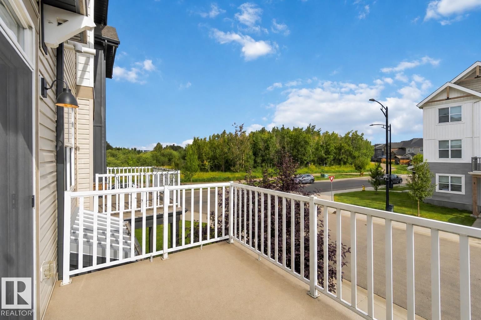 20127 19 Avenue NW, Stillwater, Edmonton 2