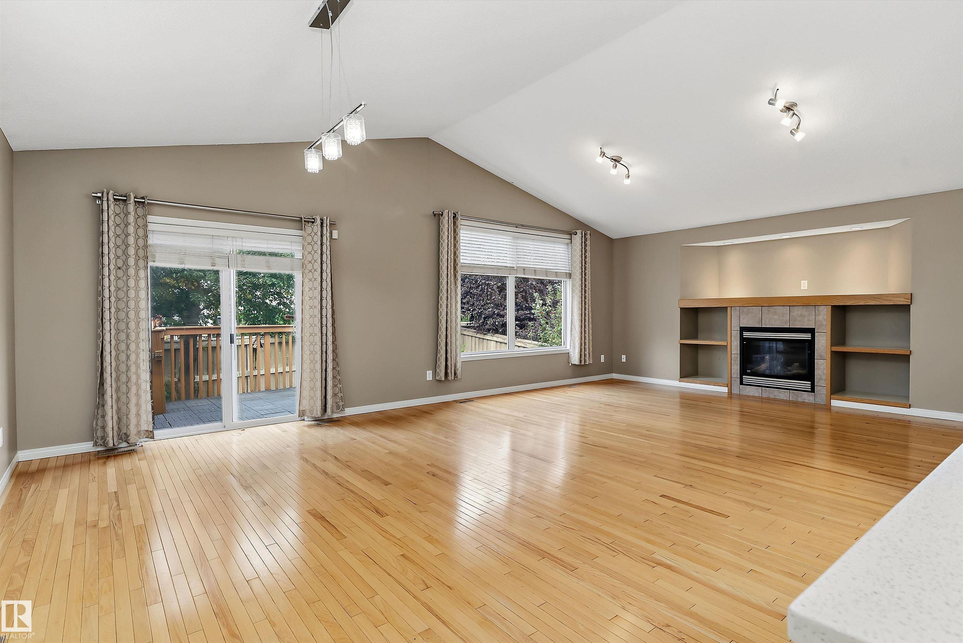 Photo 4 at 8218 Shaske Place NW, South Terwillegar, Edmonton