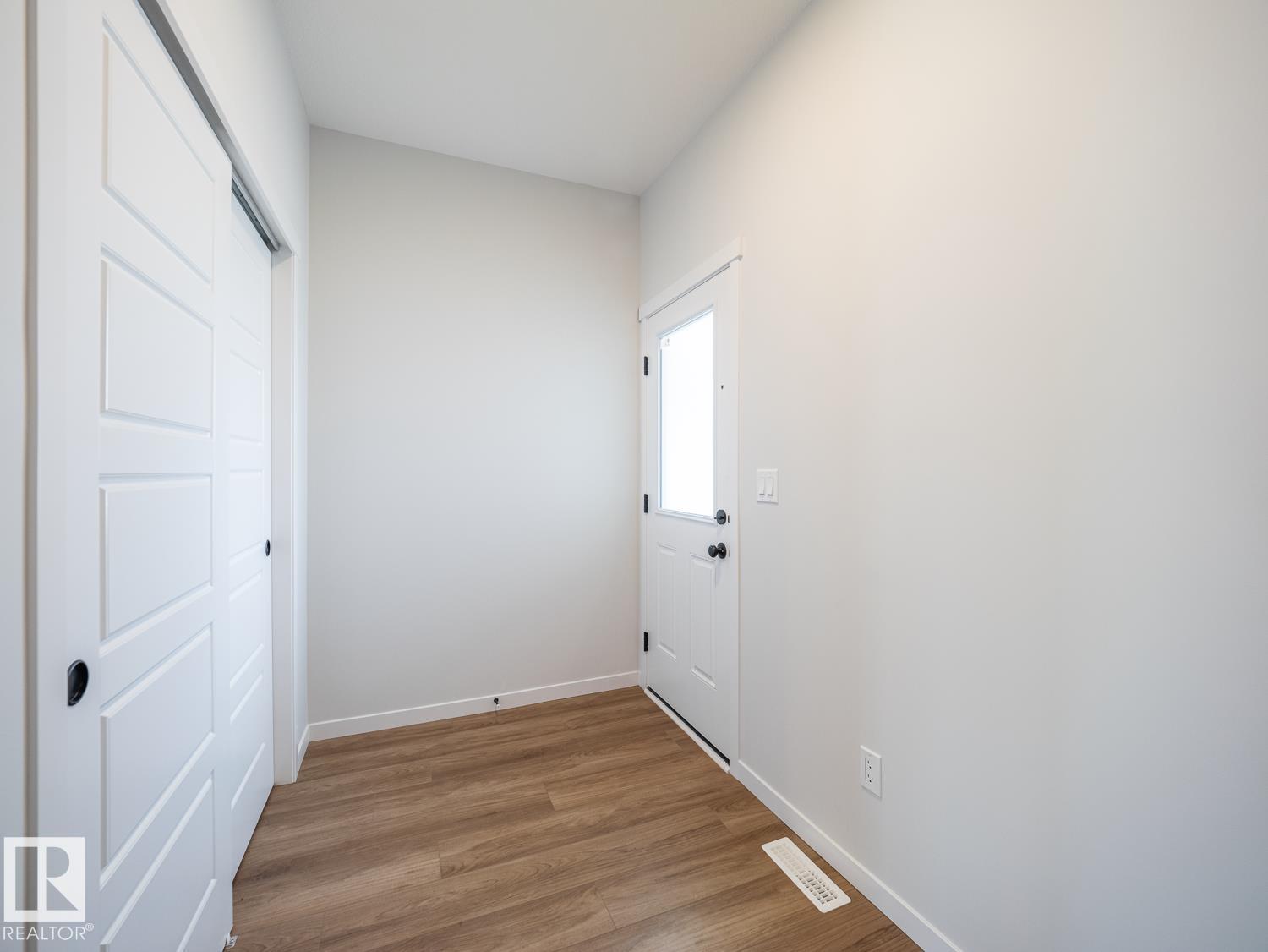 Photo 8 at 9328 230 Street NW, Rosenthal, Edmonton
