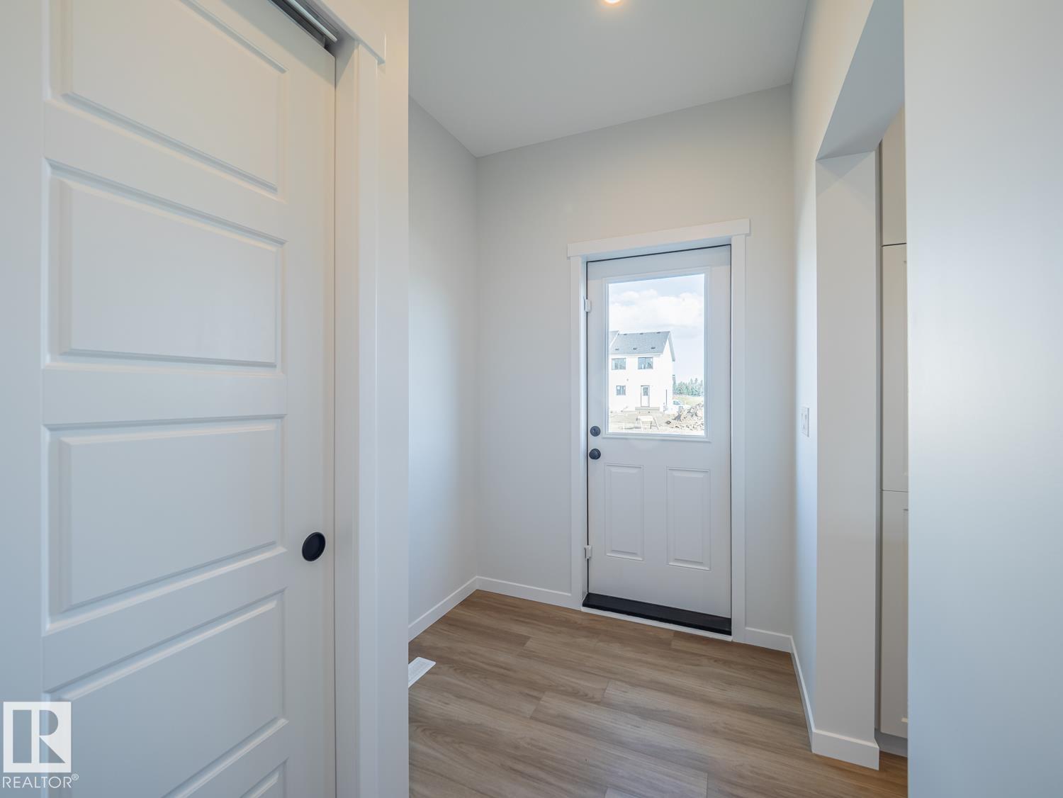 Photo 19 at 19612 30 Avenue NW, The Uplands, Edmonton