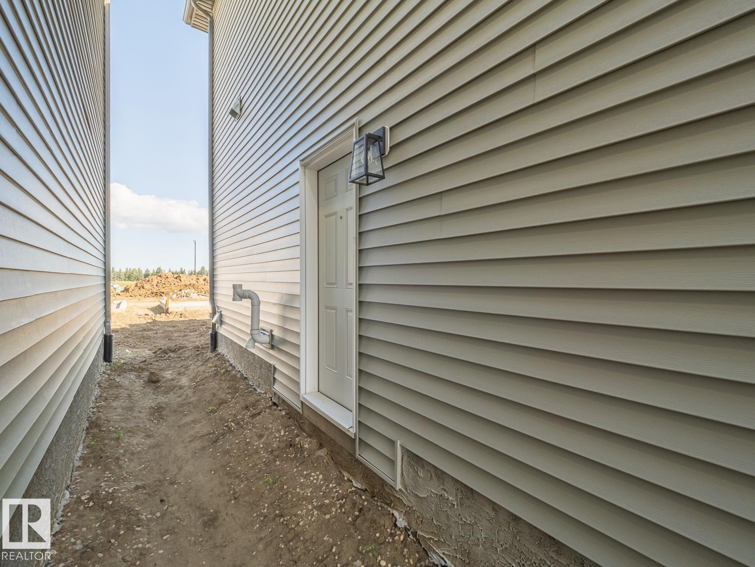 Photo 36 at 19612 30 Avenue NW, The Uplands, Edmonton