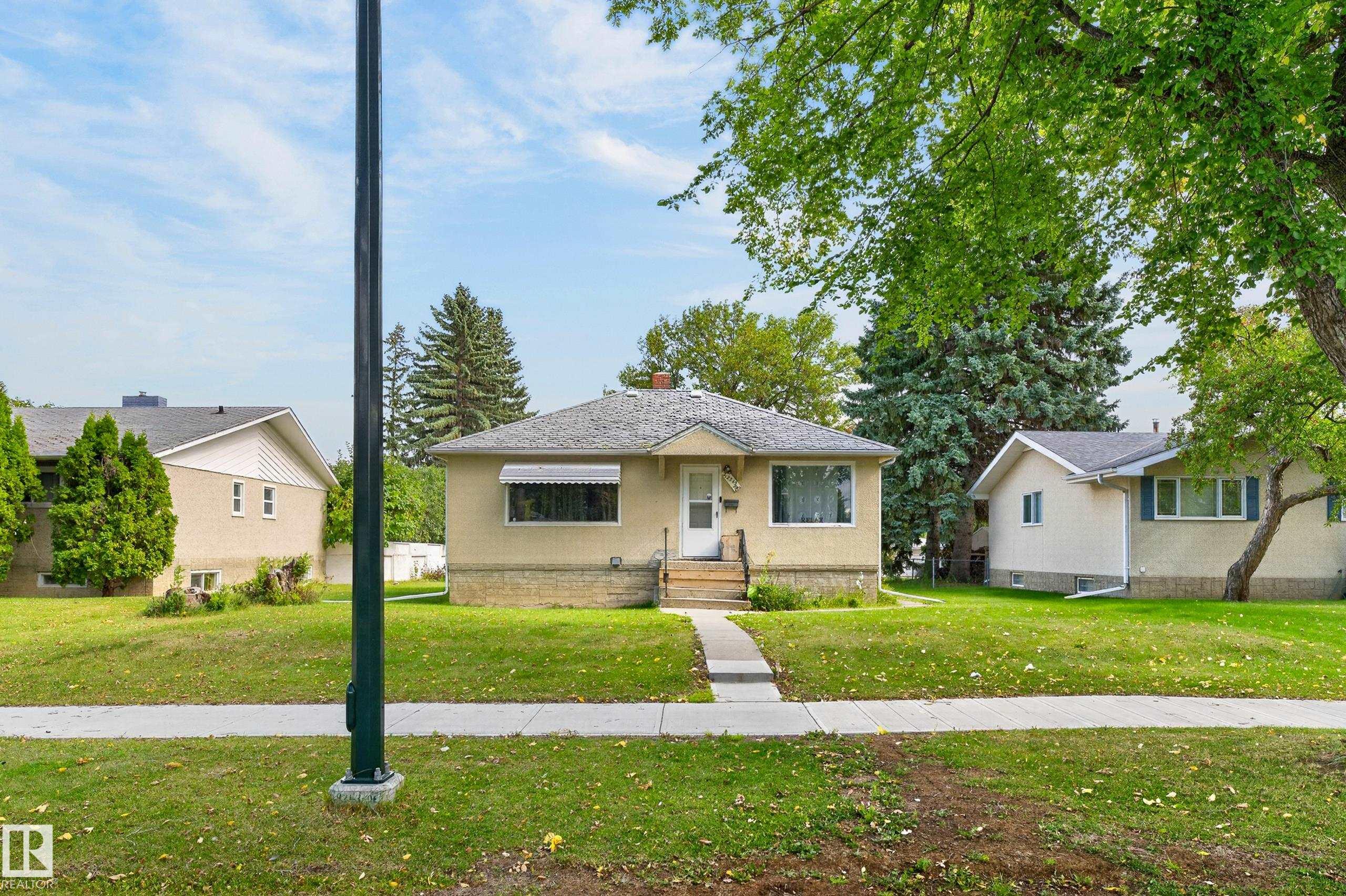 Photo 2 at 12345 79 Street NW, Elmwood Park, Edmonton