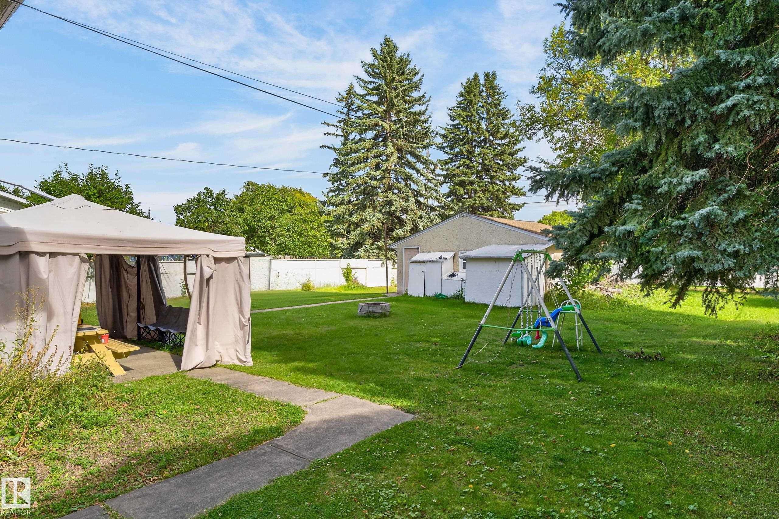 Photo 4 at 12345 79 Street NW, Elmwood Park, Edmonton
