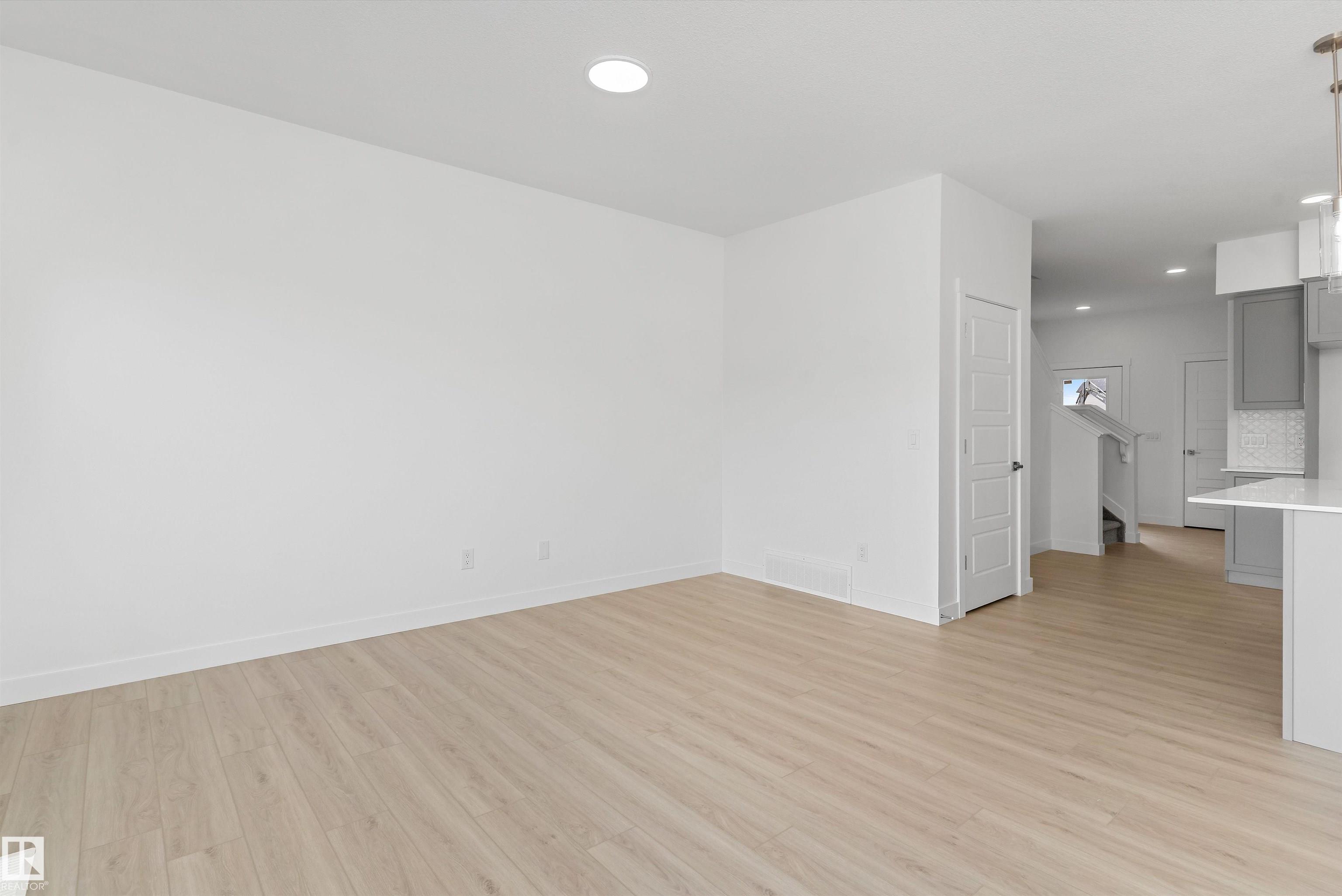 Photo 8 at 51 Emmett Way, Easton, Spruce Grove