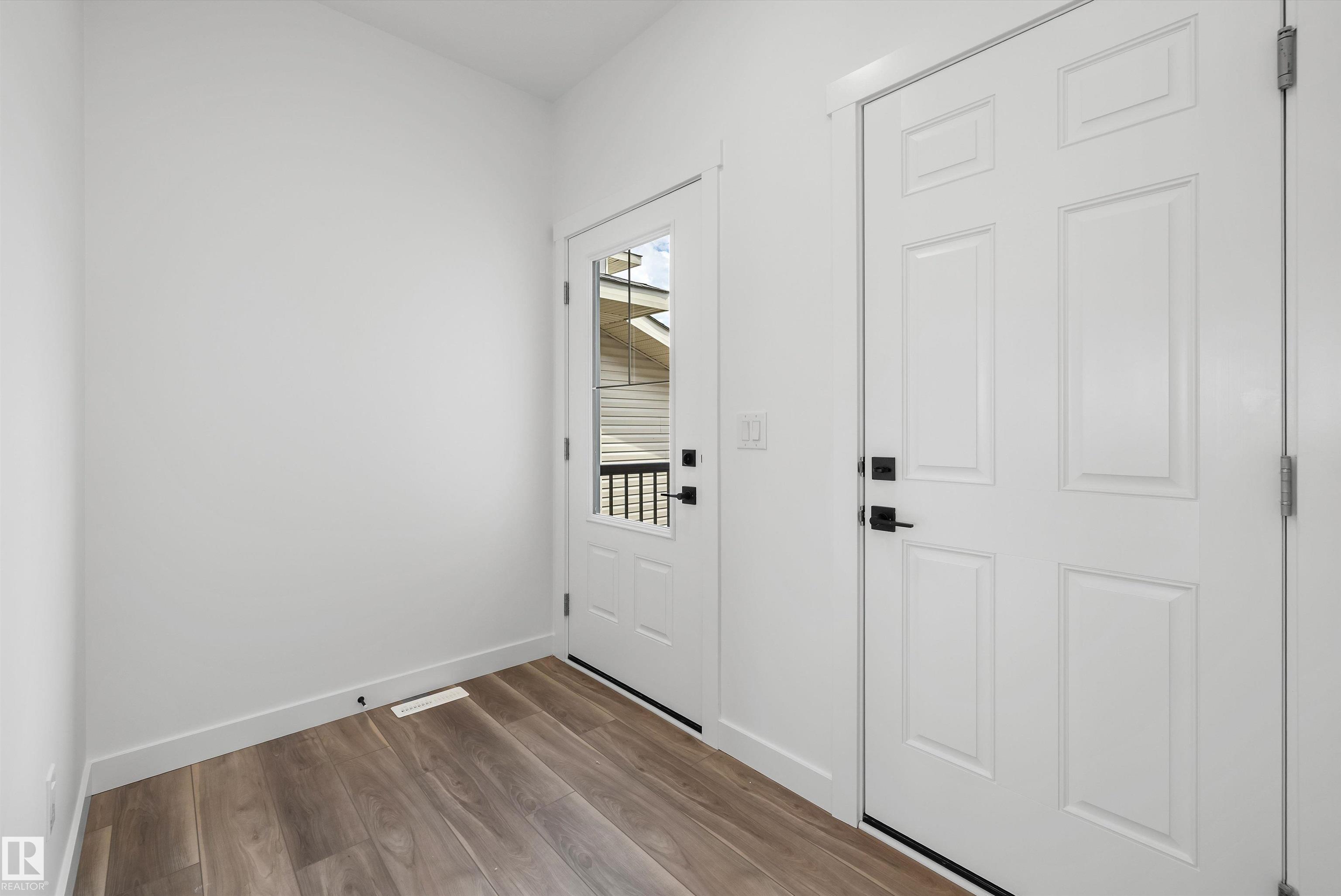 Photo 3 at 53 Emmett Way, Easton, Spruce Grove