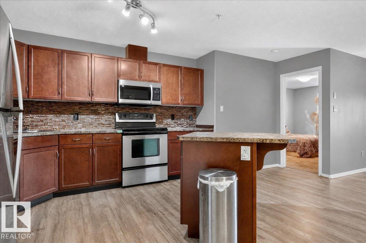 Photo 14 at 107 - 7909 71 Street NW, King Edward Park, Edmonton
