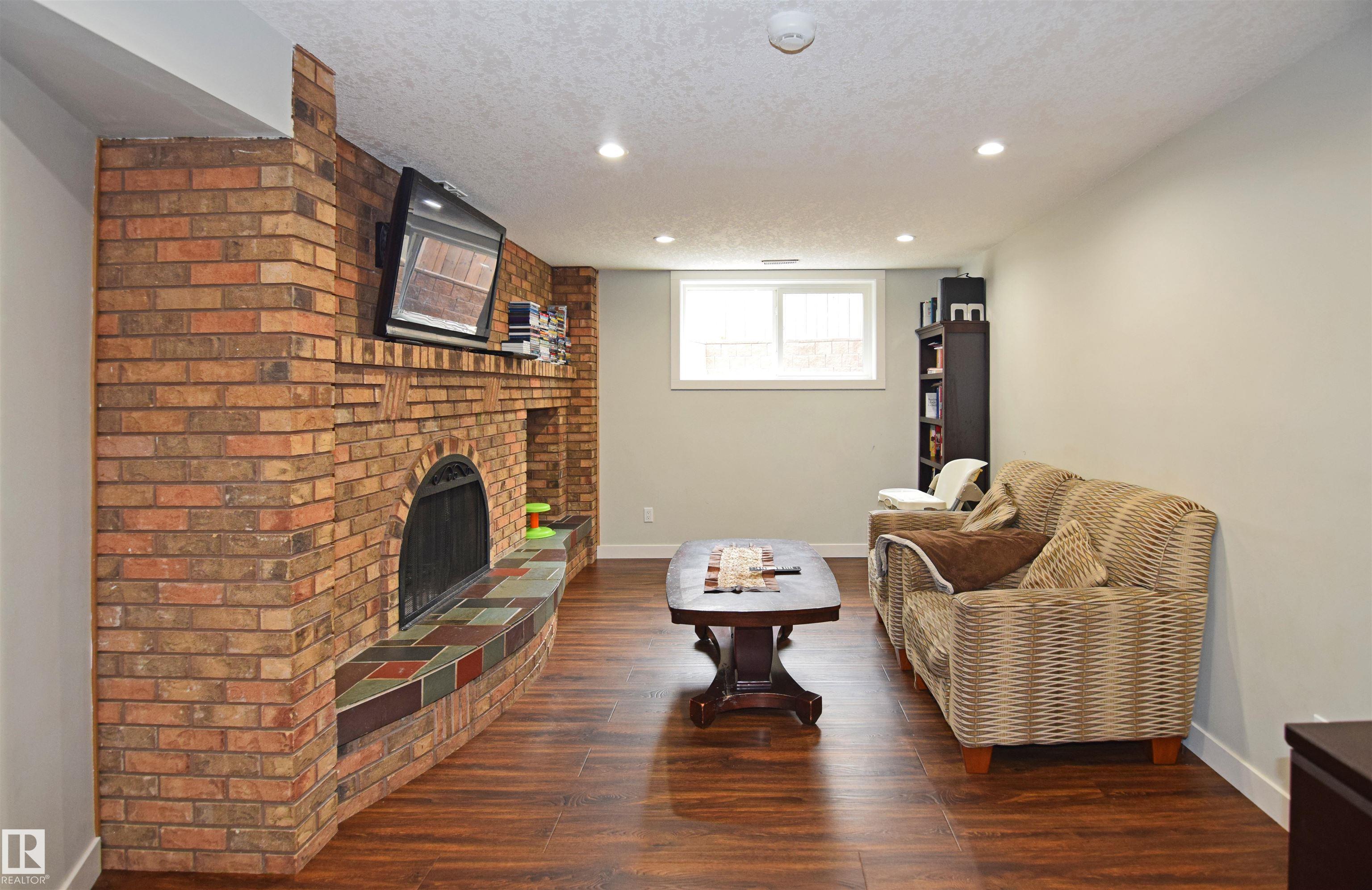 Photo 24 at 9657 68a Street NW, Ottewell, Edmonton