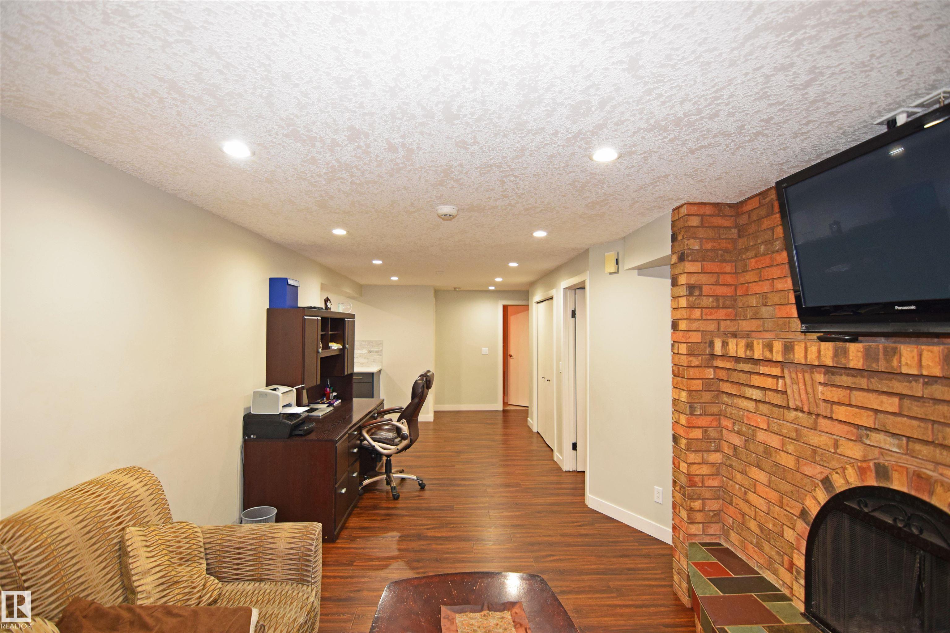Photo 25 at 9657 68a Street NW, Ottewell, Edmonton