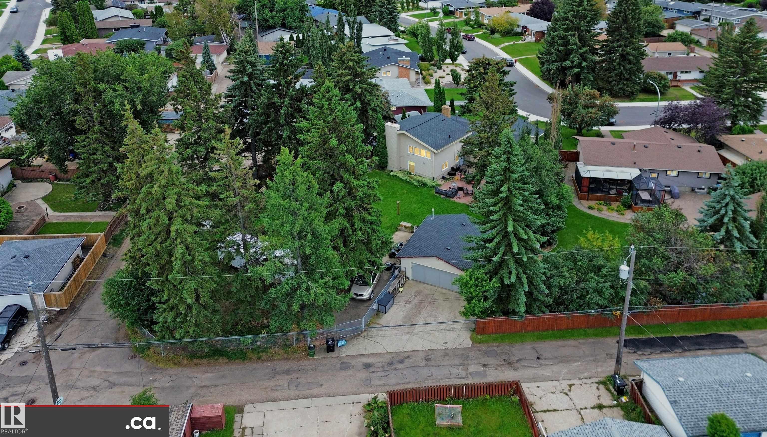 Photo 37 at 9657 68a Street NW, Ottewell, Edmonton