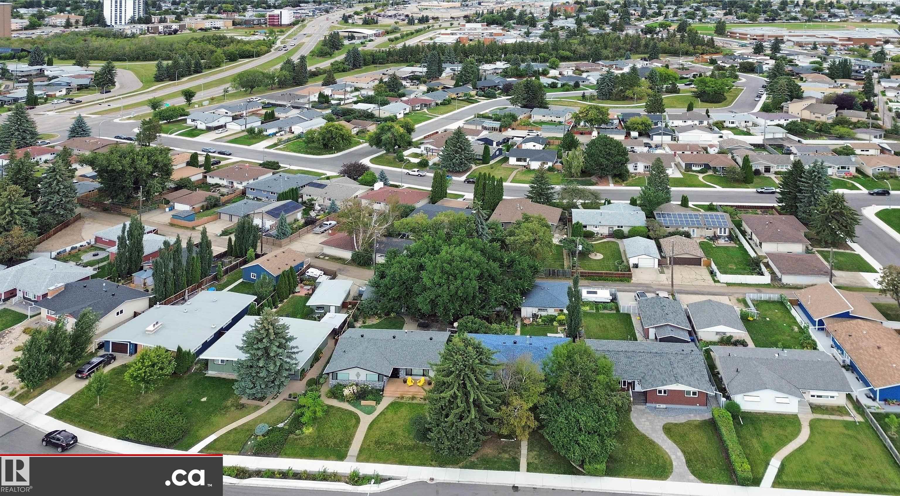 Photo 45 at 9657 68a Street NW, Ottewell, Edmonton