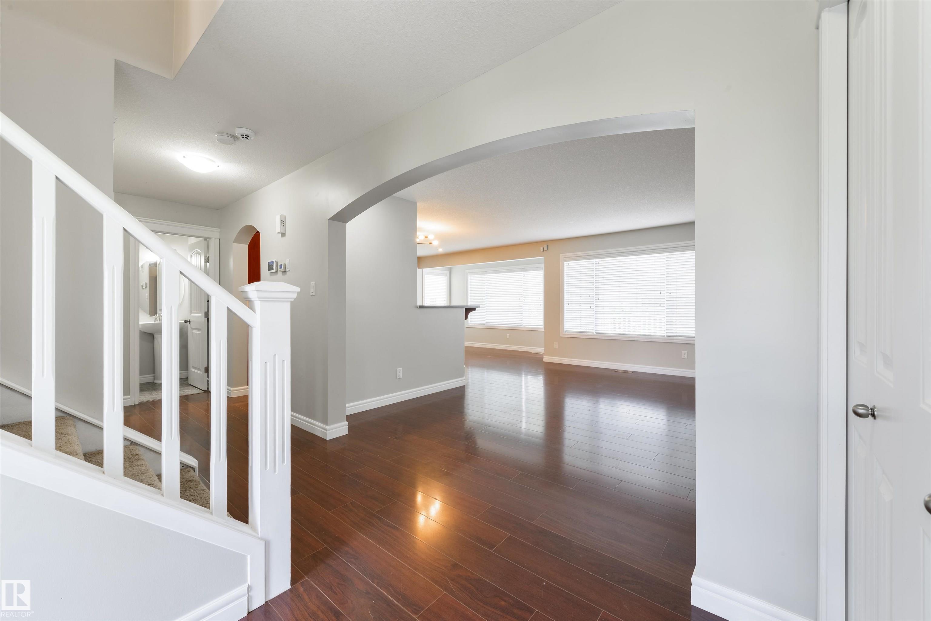 Photo 3 at 28 Havenwood Court, Heatherglen, Spruce Grove