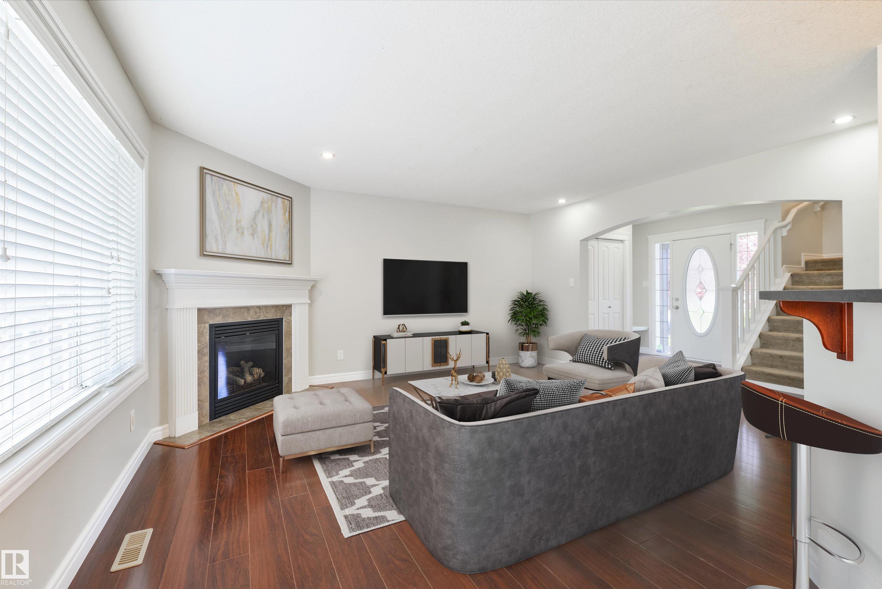 Photo 6 at 28 Havenwood Court, Heatherglen, Spruce Grove