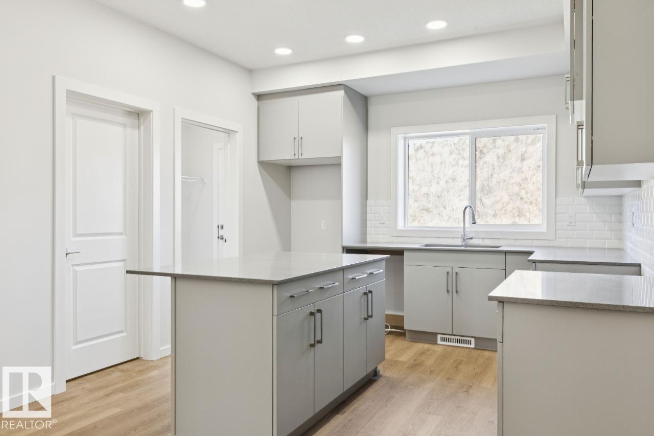 Photo 11 at 319 Edgemont Drive NW, Edgemont, Edmonton
