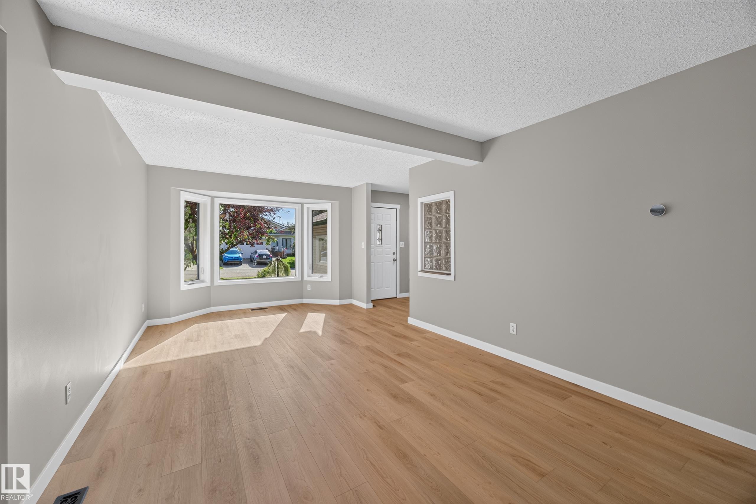 Photo 16 at 3640 31 Street NW, Wild Rose, Edmonton