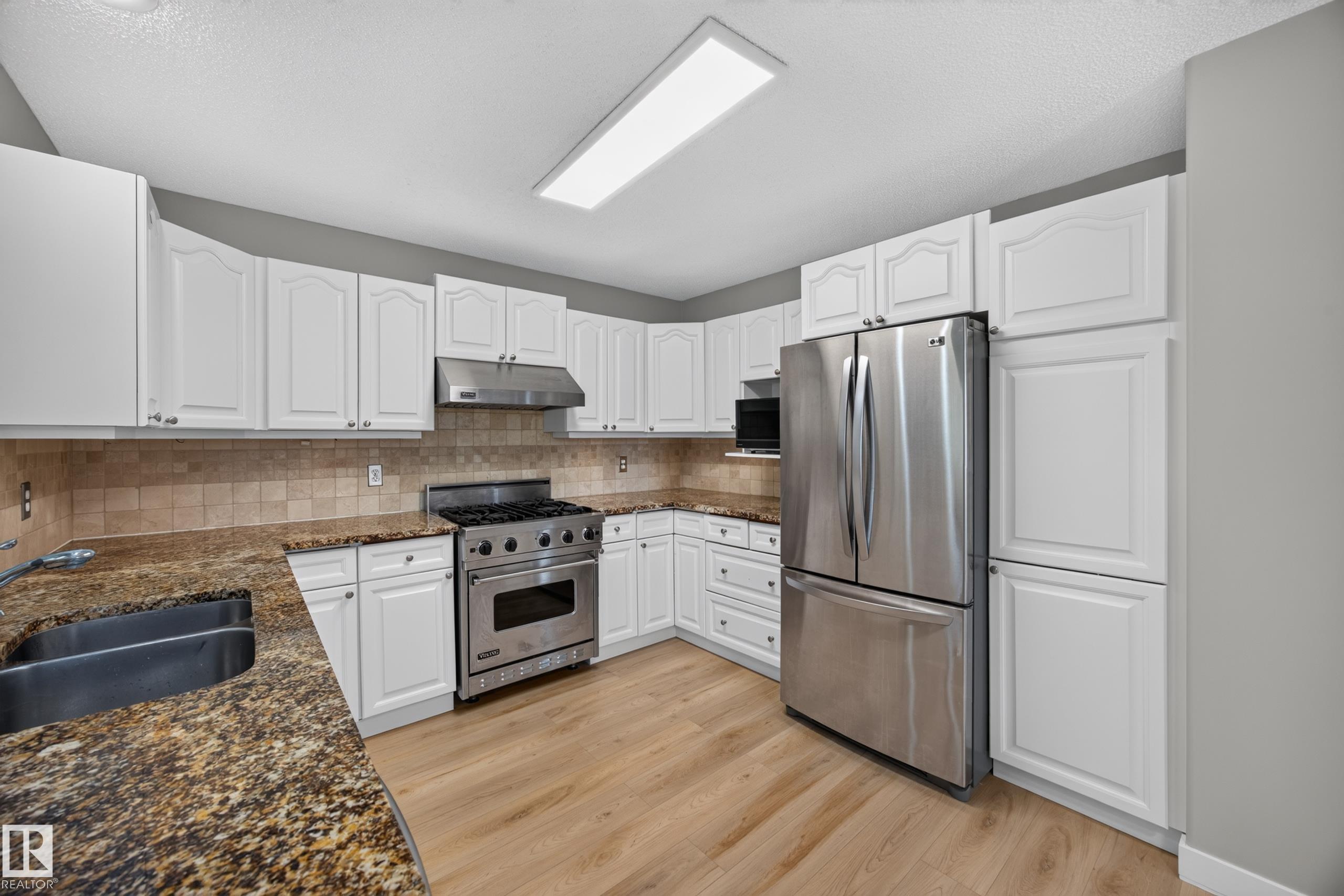 Photo 4 at 3640 31 Street NW, Wild Rose, Edmonton