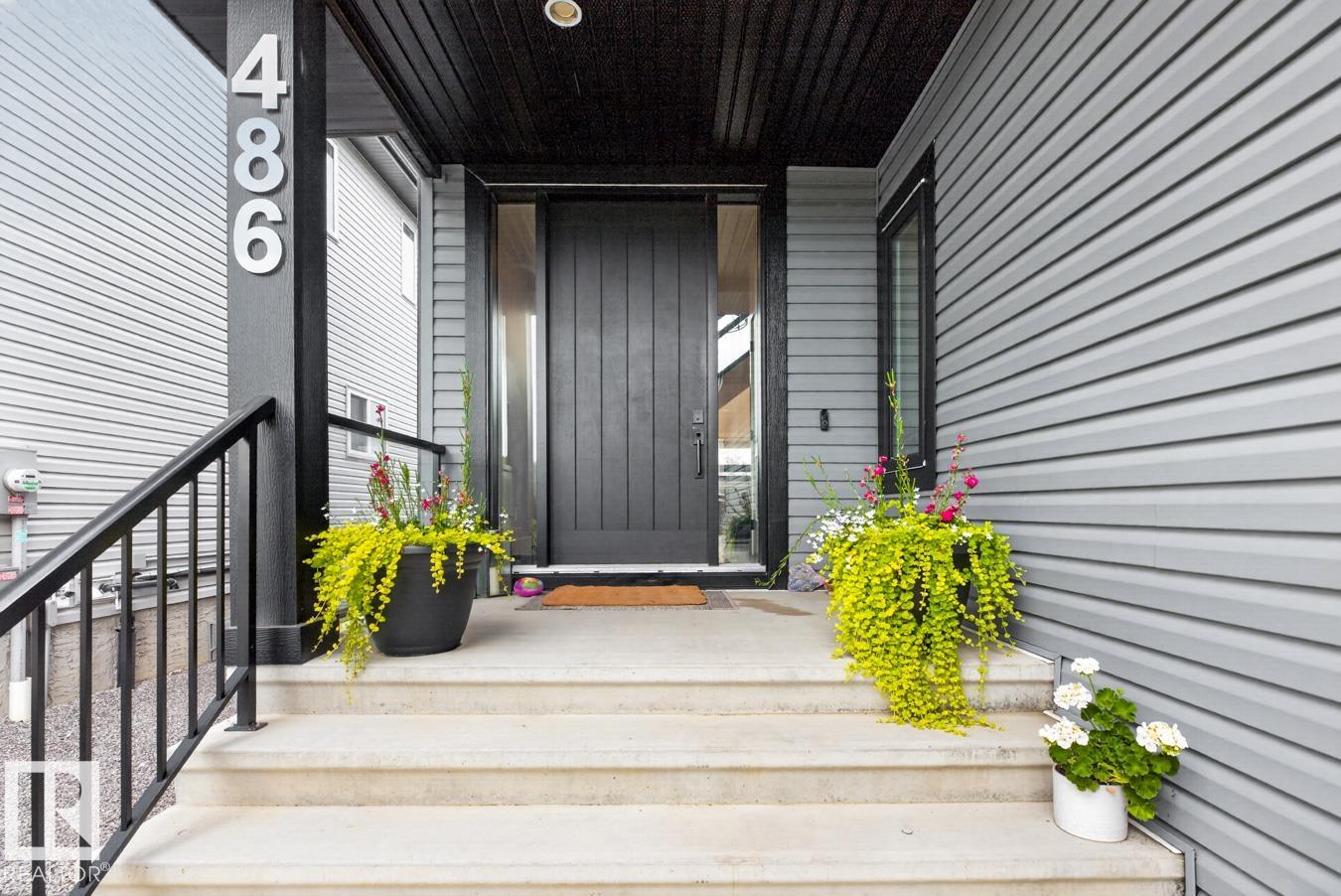 Listing photo thumbnail