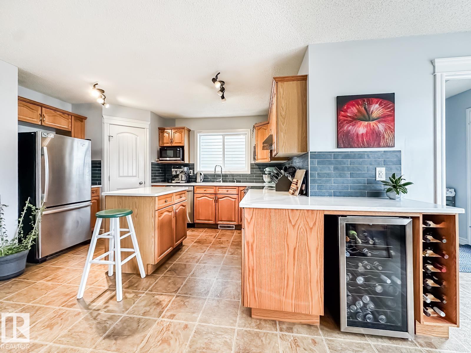 Photo 12 at 12060 19 Avenue SW, Rutherford, Edmonton