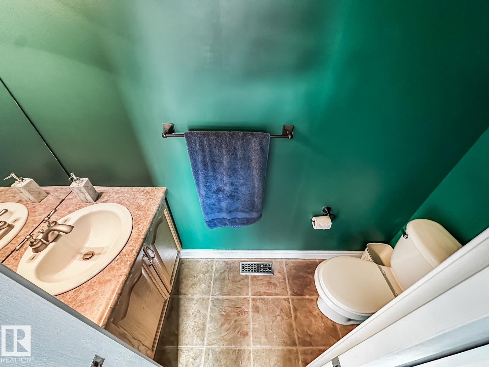Photo 19 at 12060 19 Avenue SW, Rutherford, Edmonton