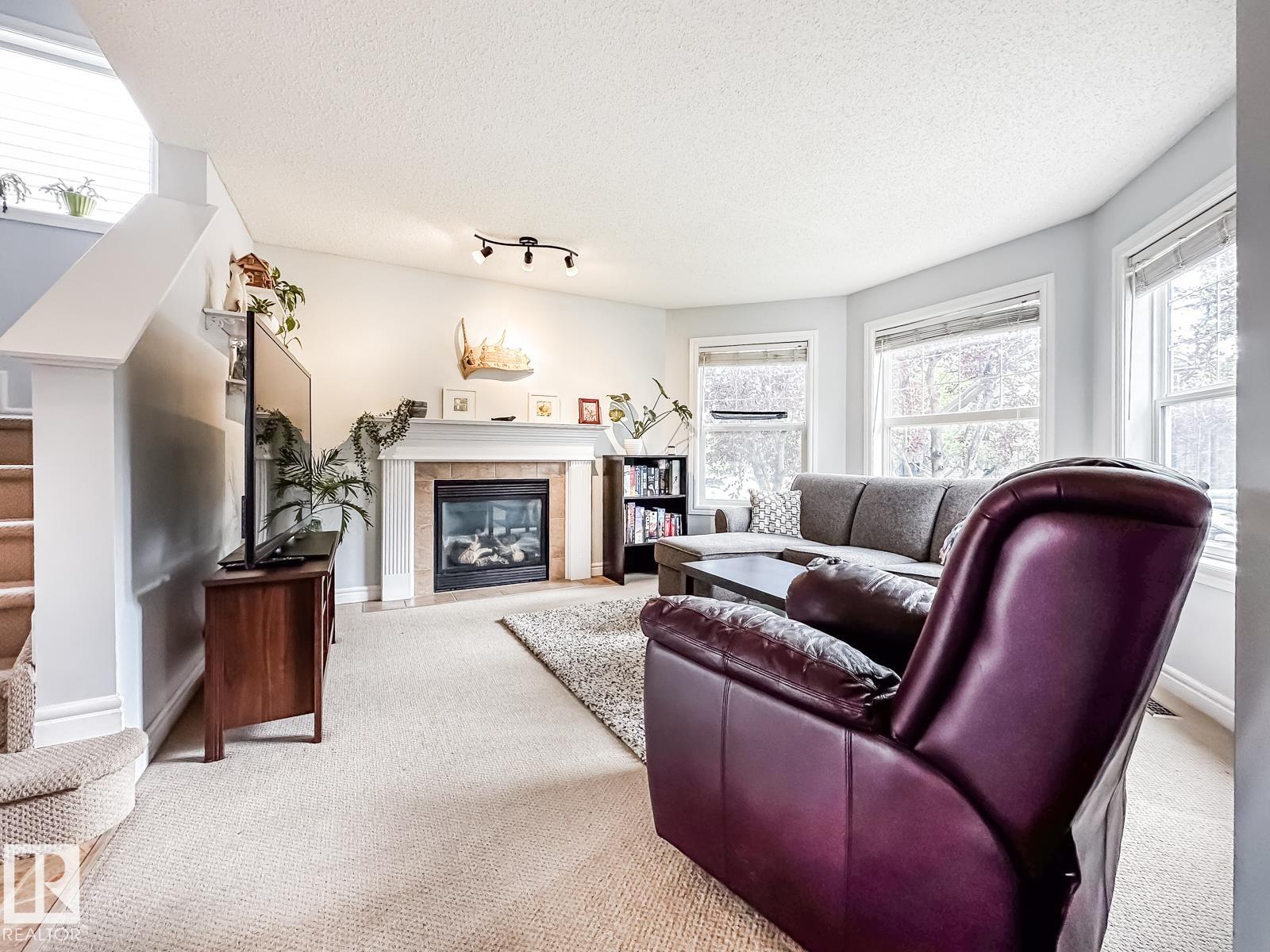 Photo 4 at 12060 19 Avenue SW, Rutherford, Edmonton