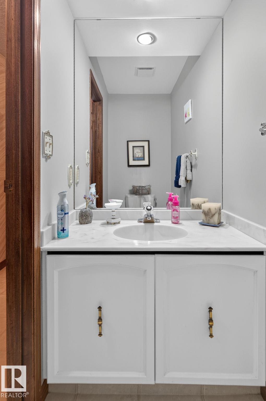 Photo 24 at 18132 78 Avenue NW, Lymburn, Edmonton