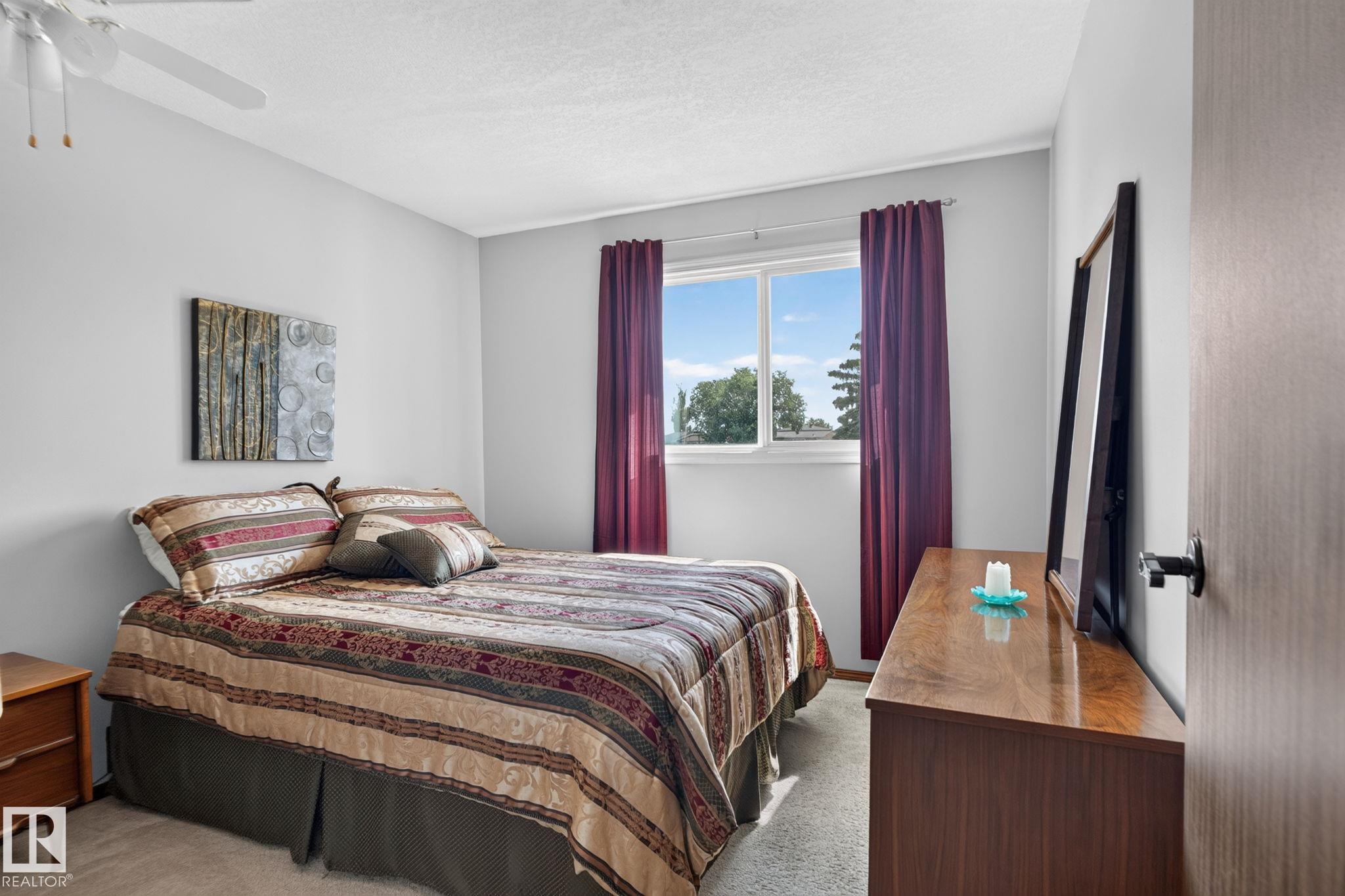 Photo 45 at 18132 78 Avenue NW, Lymburn, Edmonton