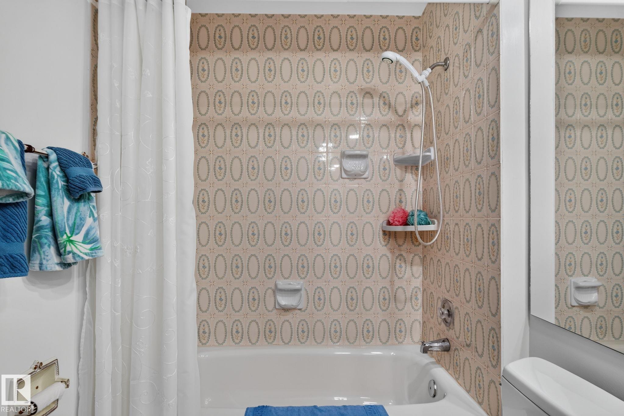 Photo 48 at 18132 78 Avenue NW, Lymburn, Edmonton