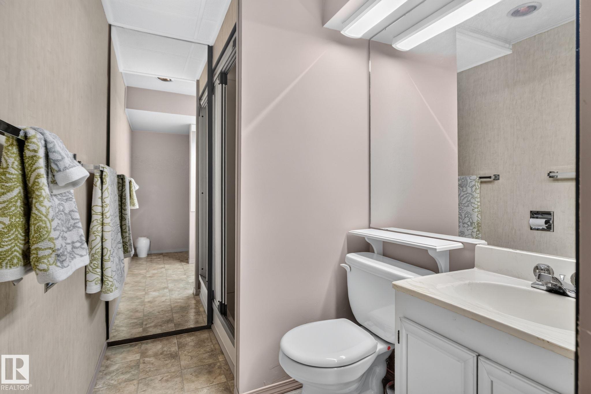 Photo 61 at 18132 78 Avenue NW, Lymburn, Edmonton