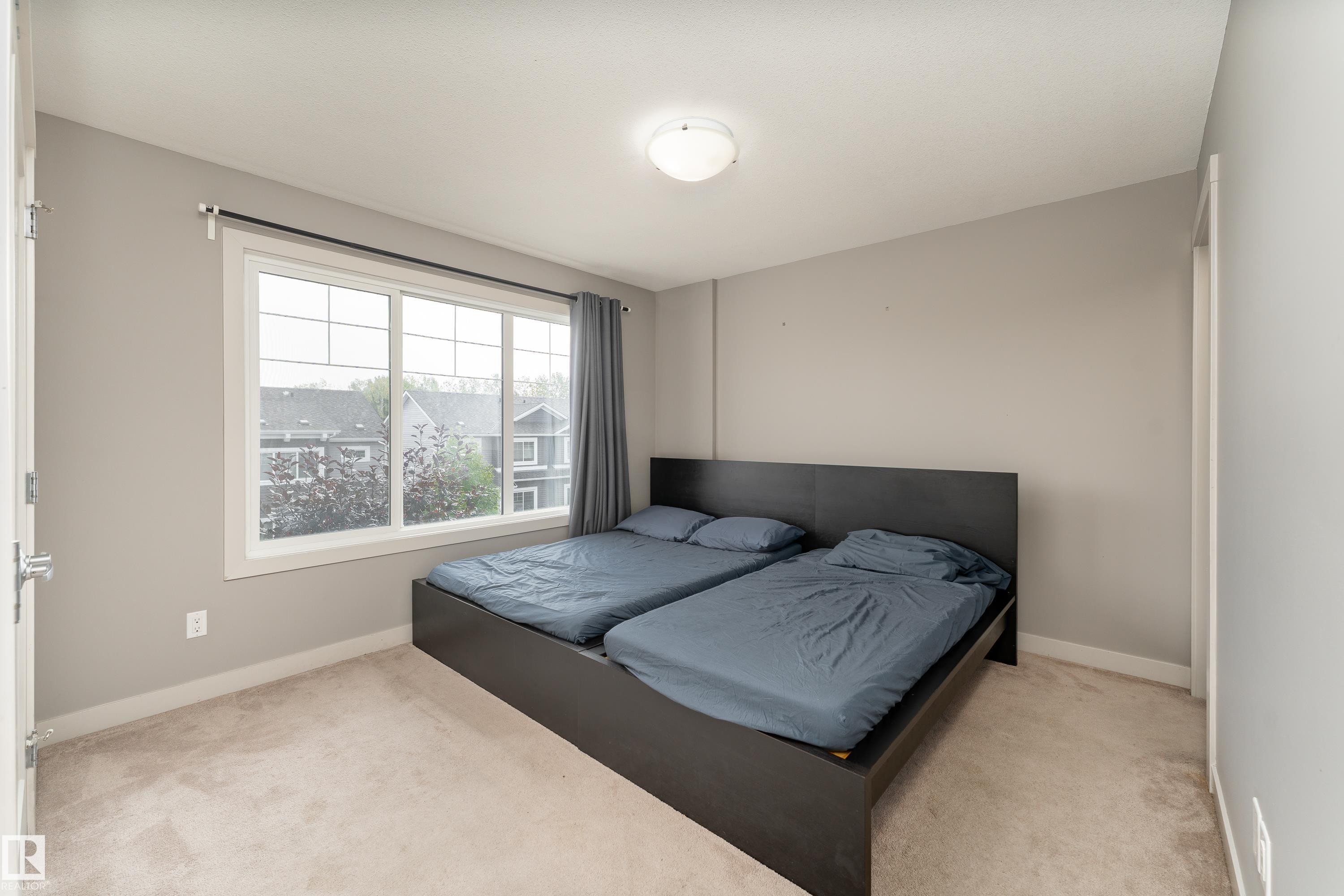 Photo 12 at 1 - 4205 30 Street NW, Larkspur, Edmonton